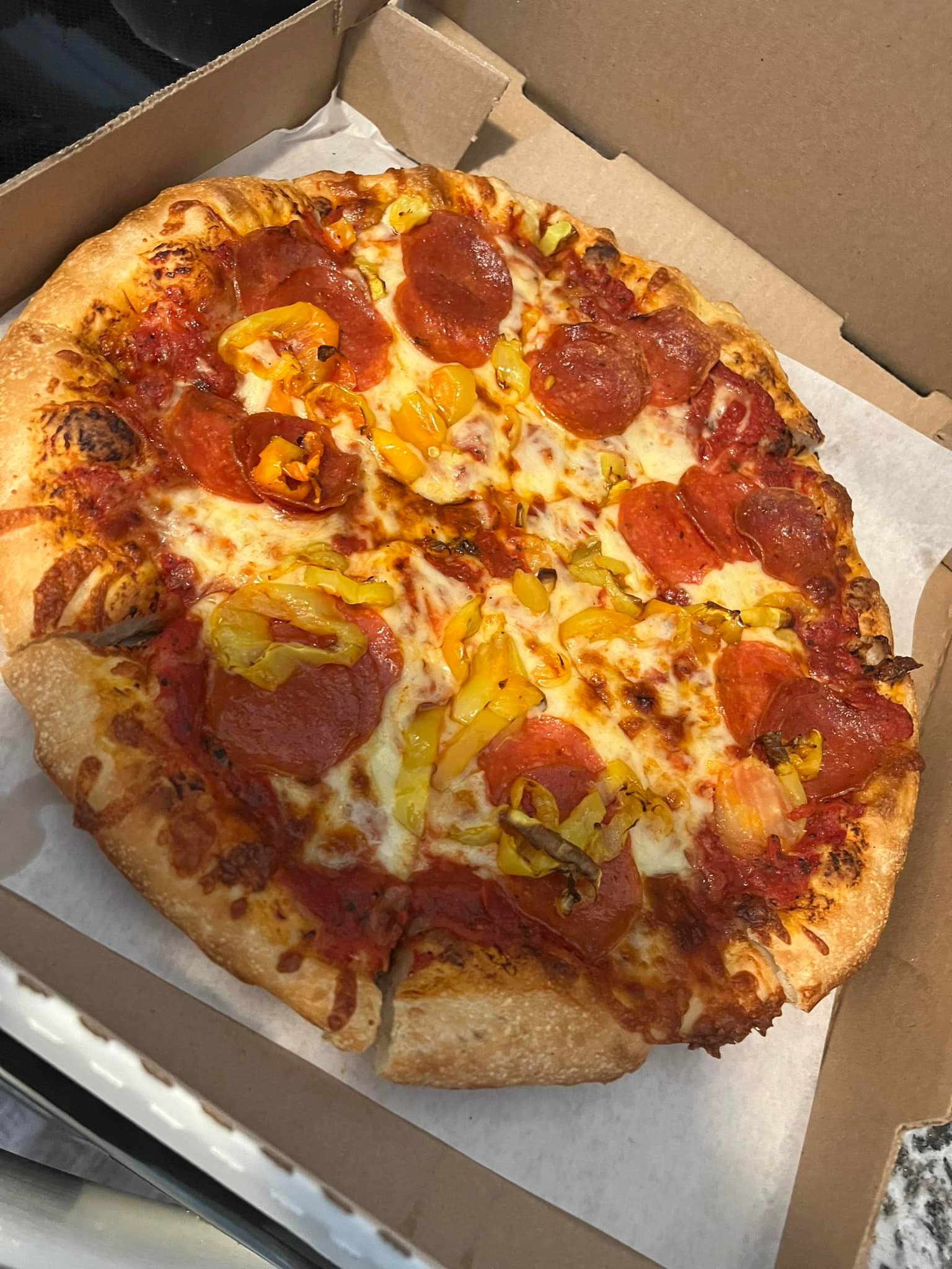 Mama Julianne's Pizza Review in Strongsville, Ohio