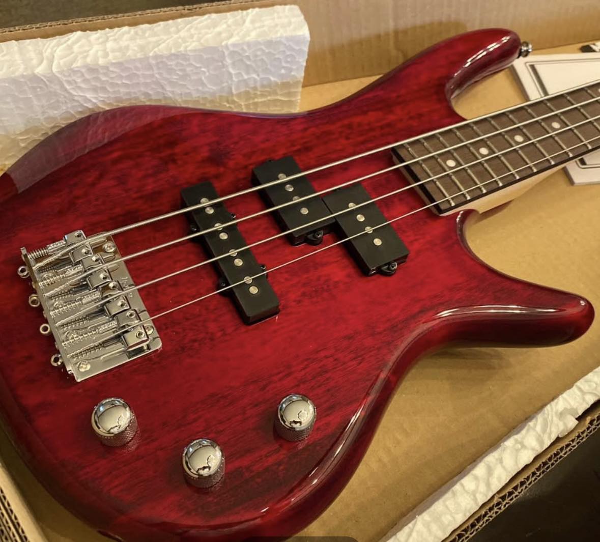 Ibanez Mikro bass guitars | Hi, I just got 4 string Mikro, but the ...