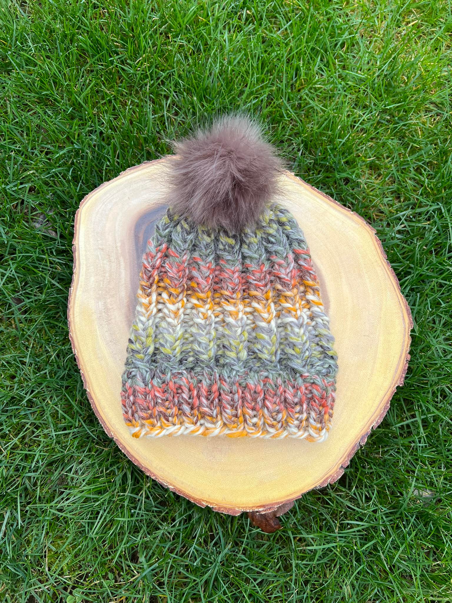 ??? Wooladdicts Fire is the perfect yarn for super chunky knits 