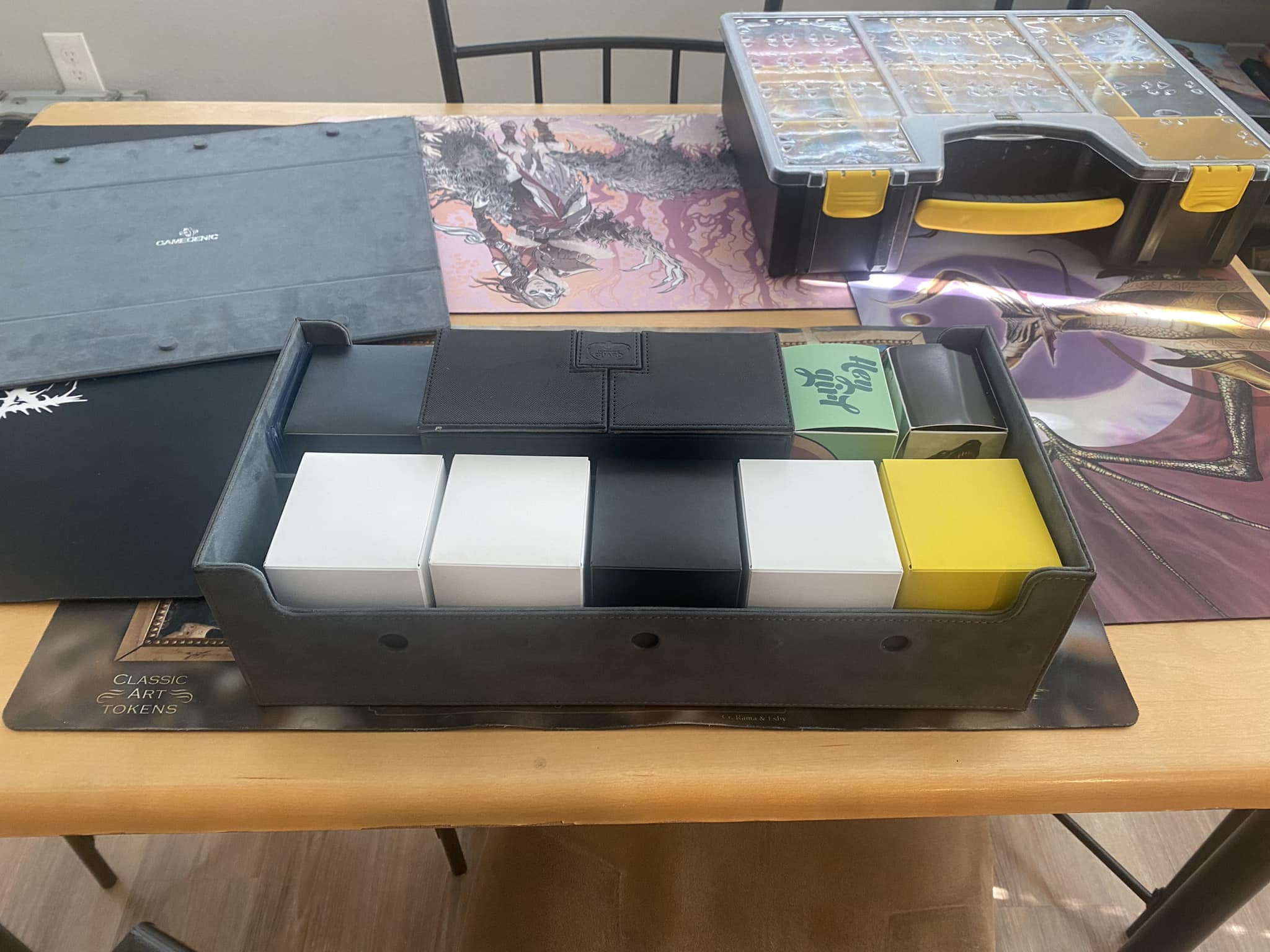 mtg modular commander deck UAONO Box, 6-Deck Deck Box with Dice Tray Consider the problem from the players point of view and relieve everyones worries. Cortile Commander Deck Box for