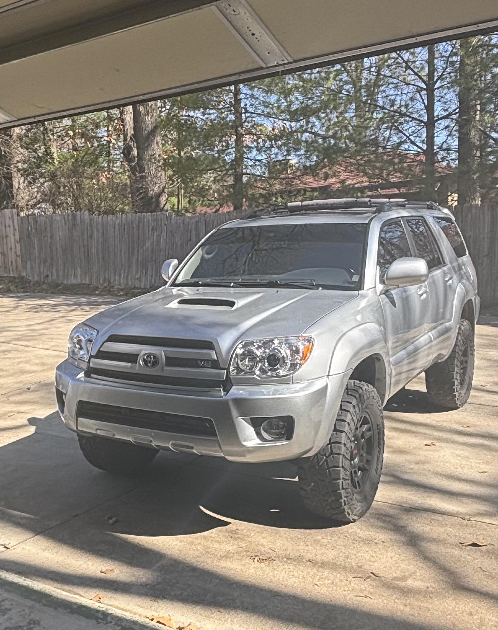 Driver Side Left Front Door Glass – Fits Toyota 4Runner 2003-2009 4-Door Utility – Green Tint, Tempered