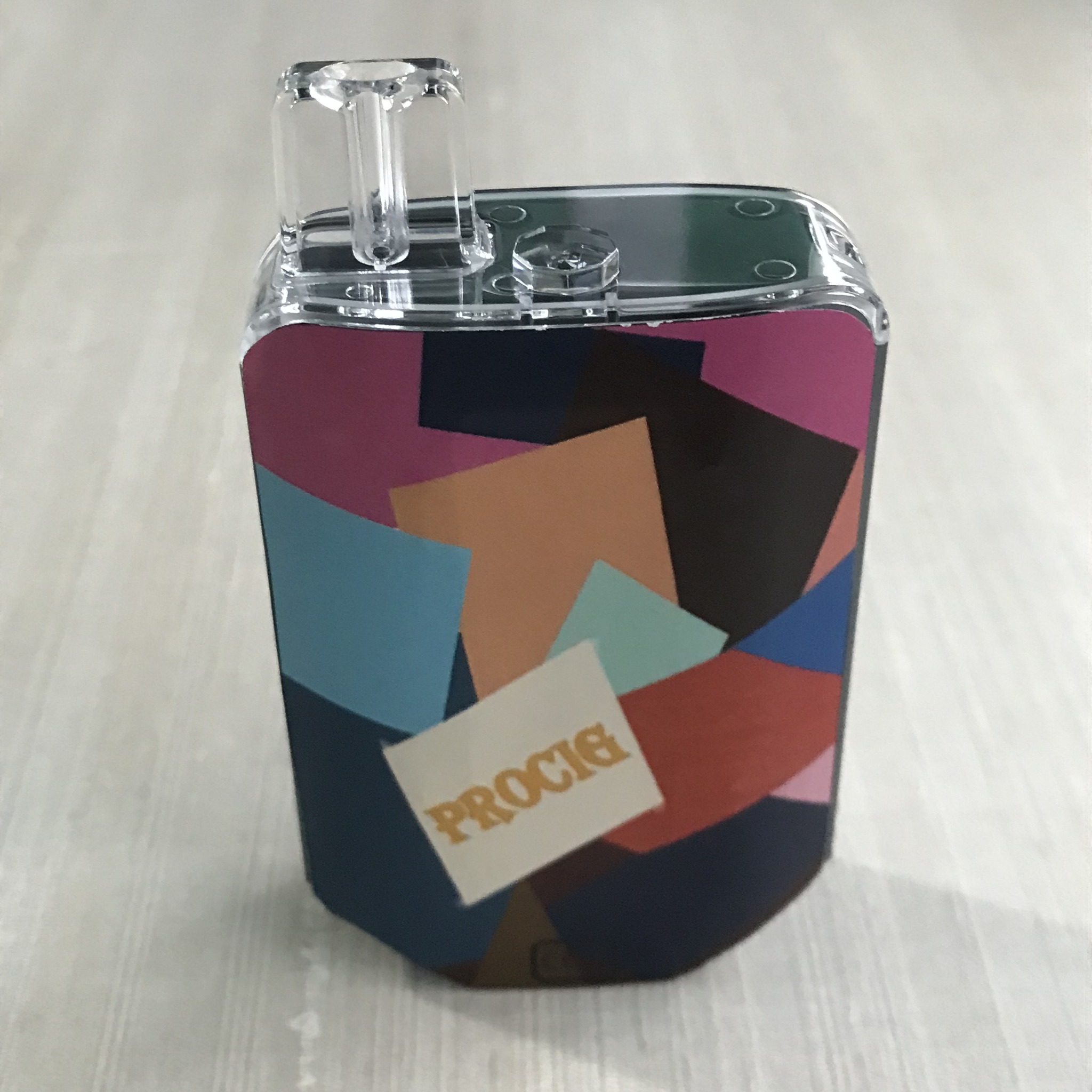 A company integrating R&D and production of electronic cigarettes