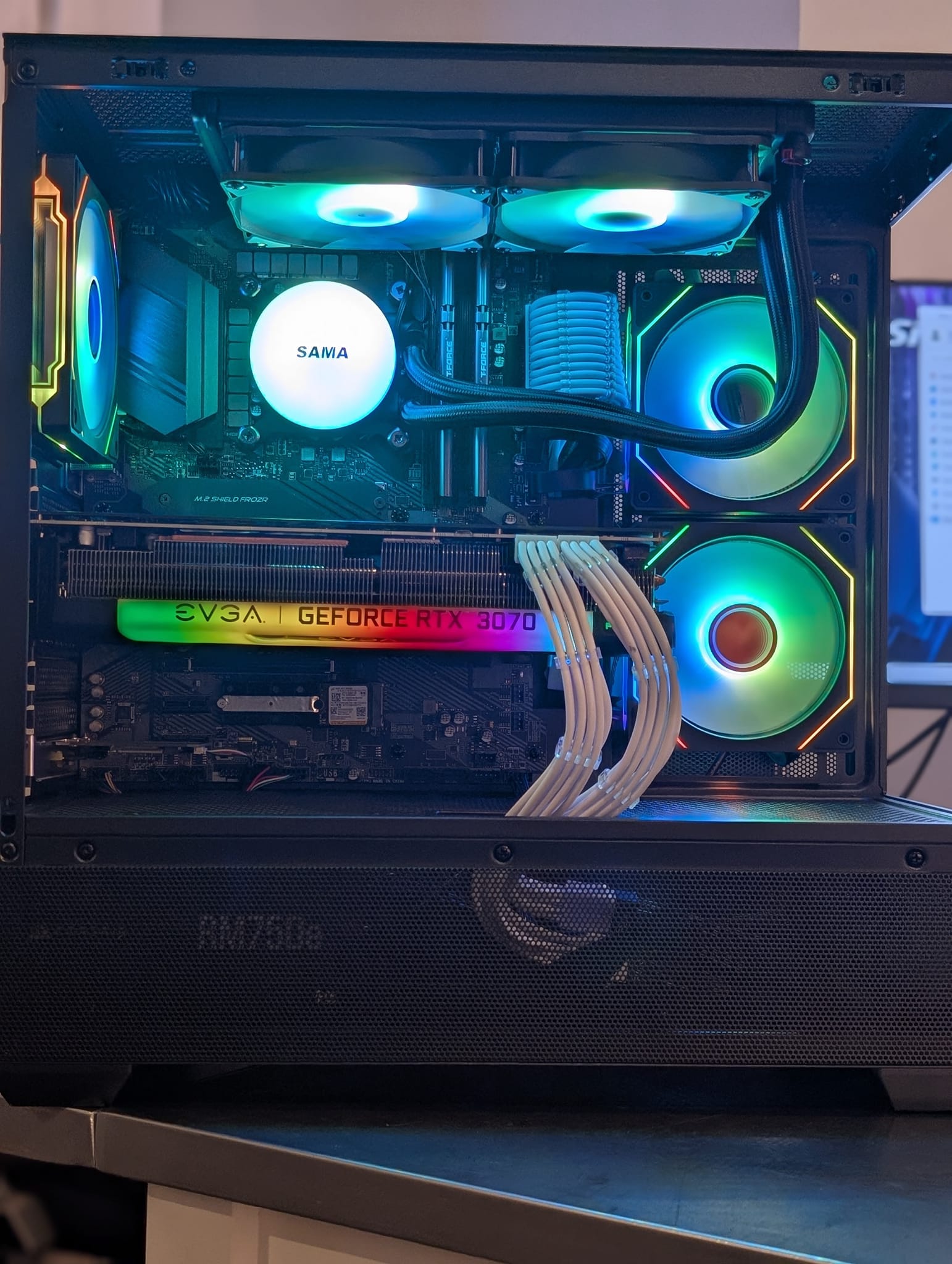 Intel Core i7-10700KF Gaming PC with NVIDIA GeForce RTX 3070 for