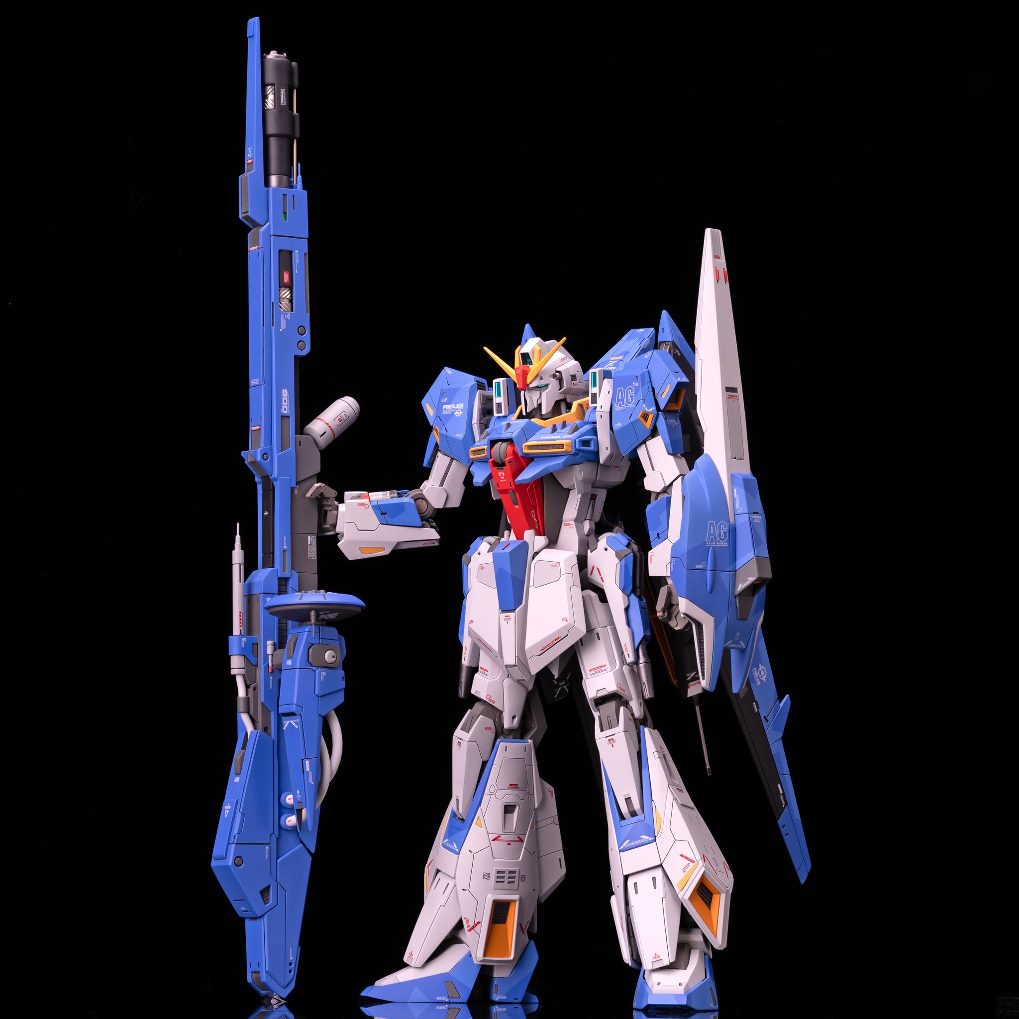 ロボット 1985 1/100 MSZ-006 Z-GUNDAM WAVE RIDER Zeta Gundam 1/100 scale model with Wave Shooter