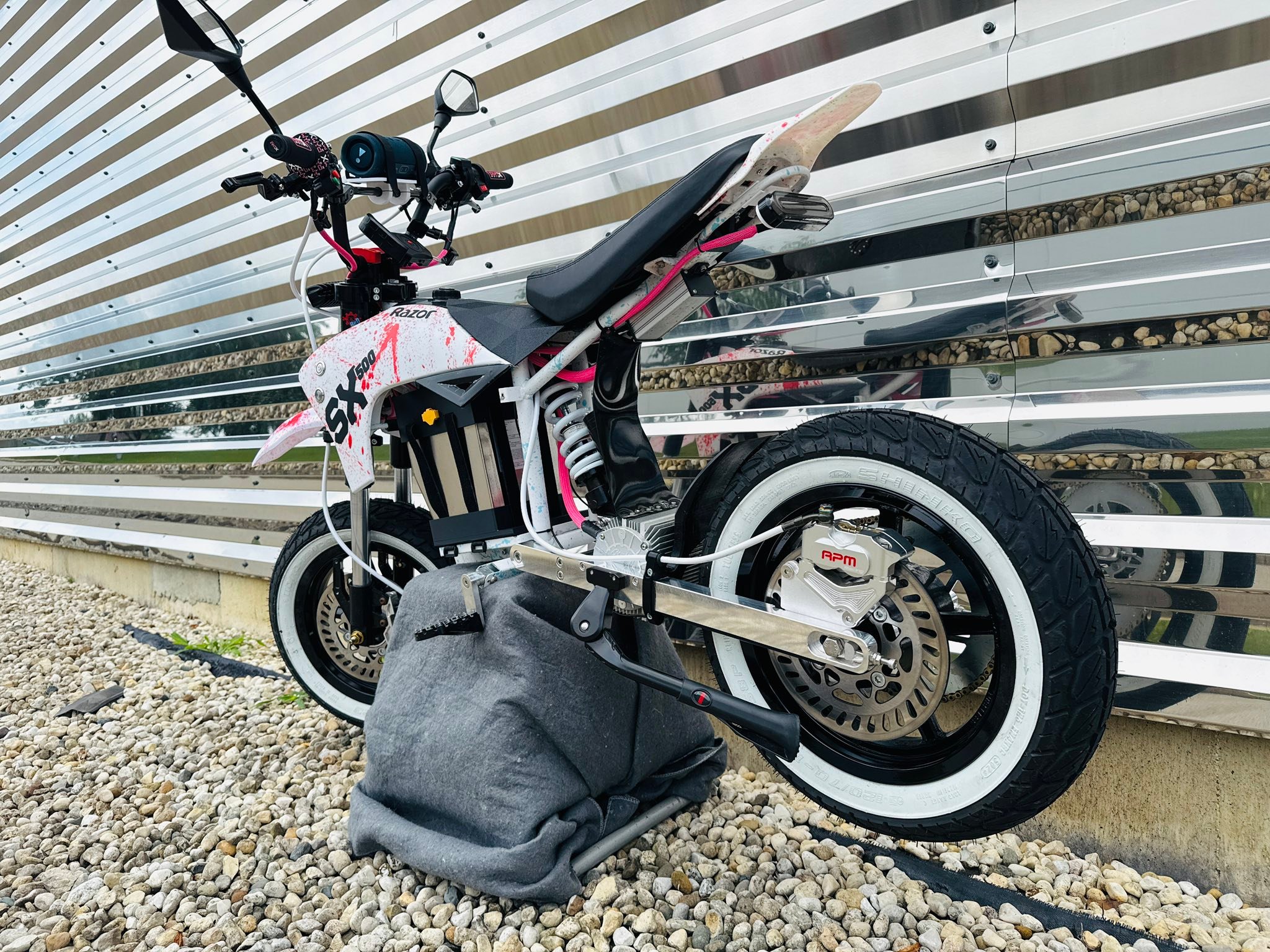 Installing QS motor swing arm on Yadea Epoc-H