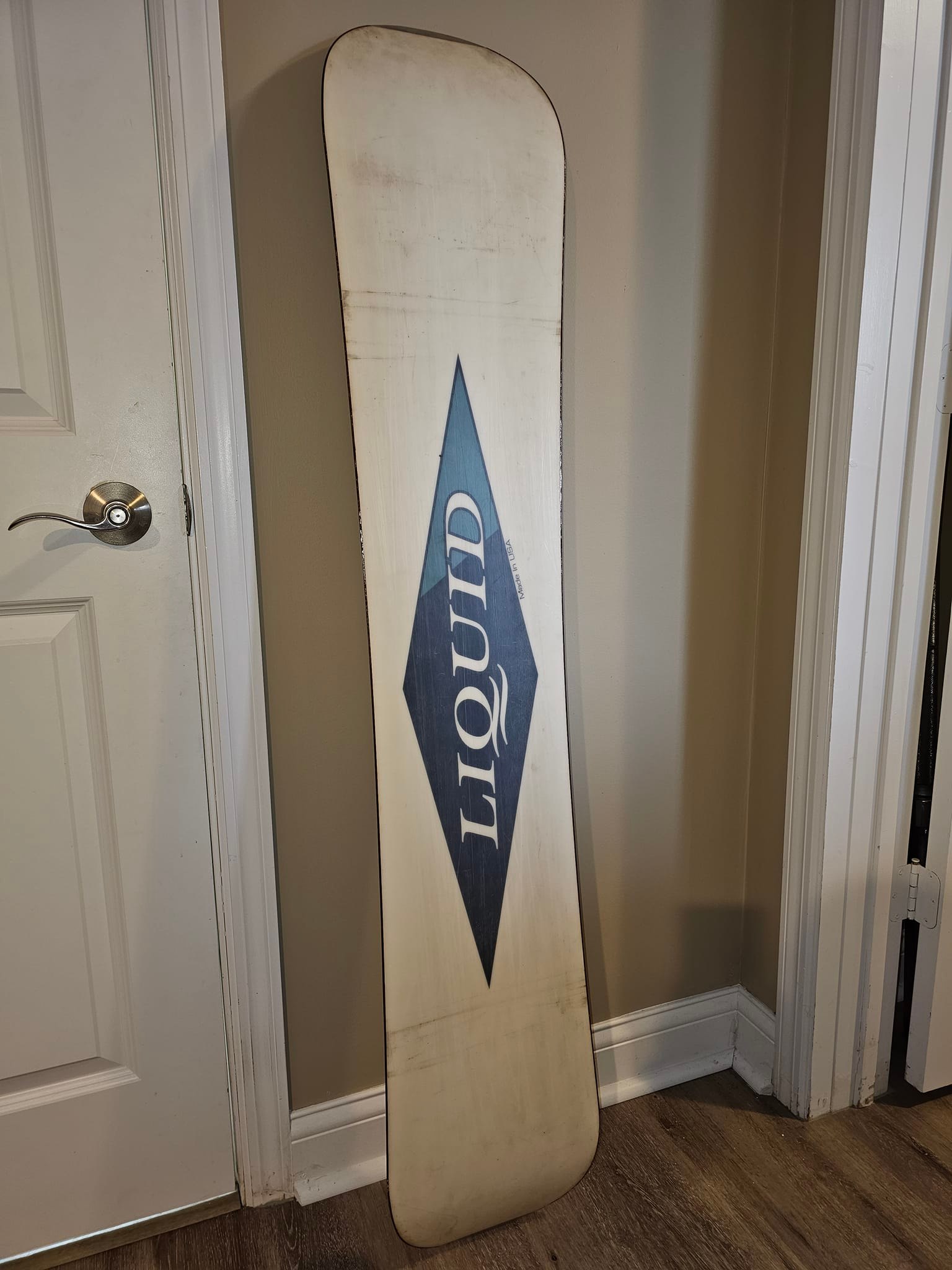 Mid 90s Liquid 150 le snowboard