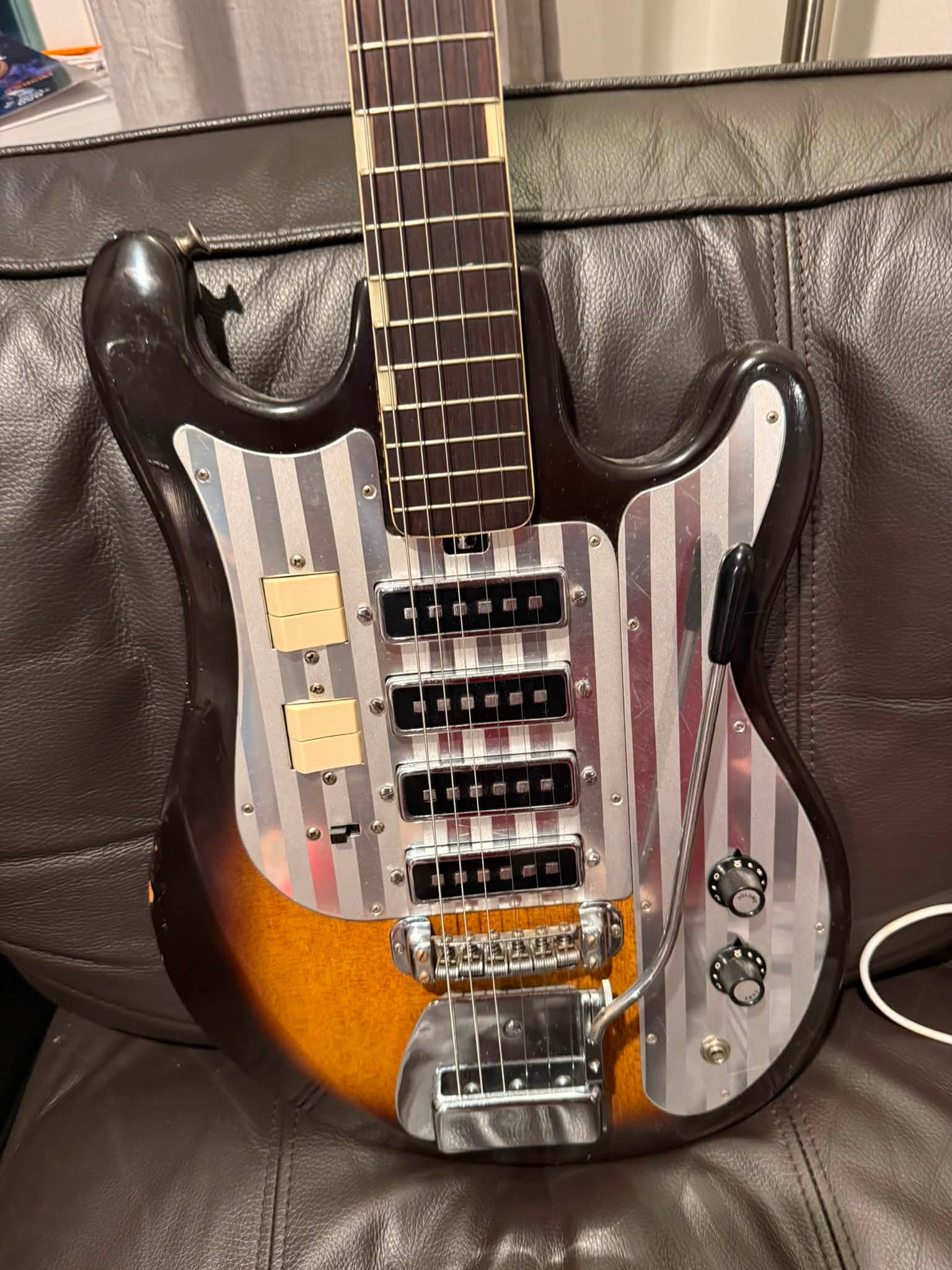 Just got this Teisco WG-4L in and it cleaned up beautifully! I'll