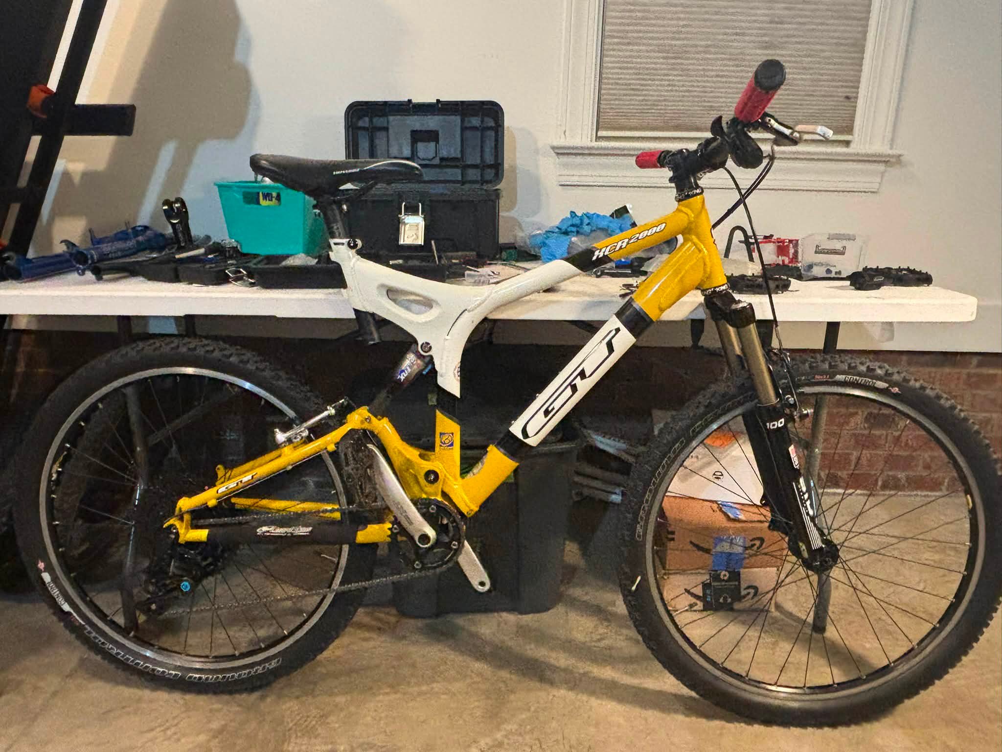 2000's GT XCR-3000 full suspension mountain bike