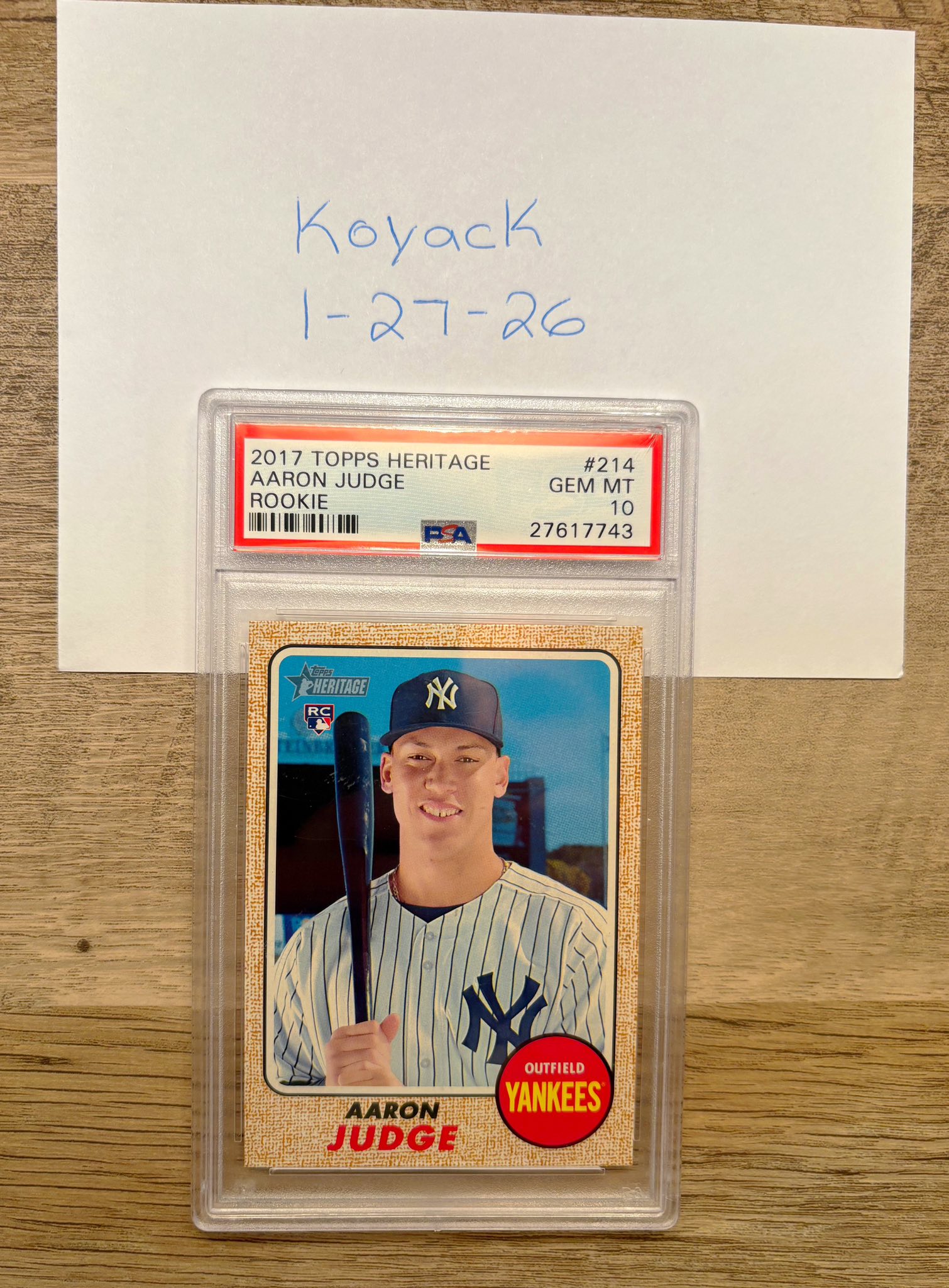 2017 Topps Series 1 Aaron Judge #287 Bat Under Arm SSSP Rookie 