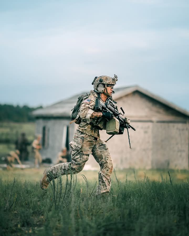 Modern - A U.S. Army Ranger from the 75th Ranger Regiment. | Facebook