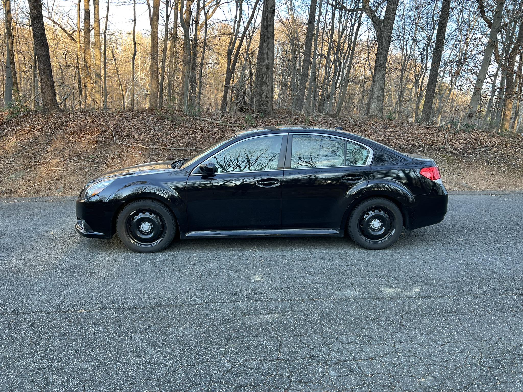 Subaru Legacy 3.6R with 3D printed steel wheel center caps
