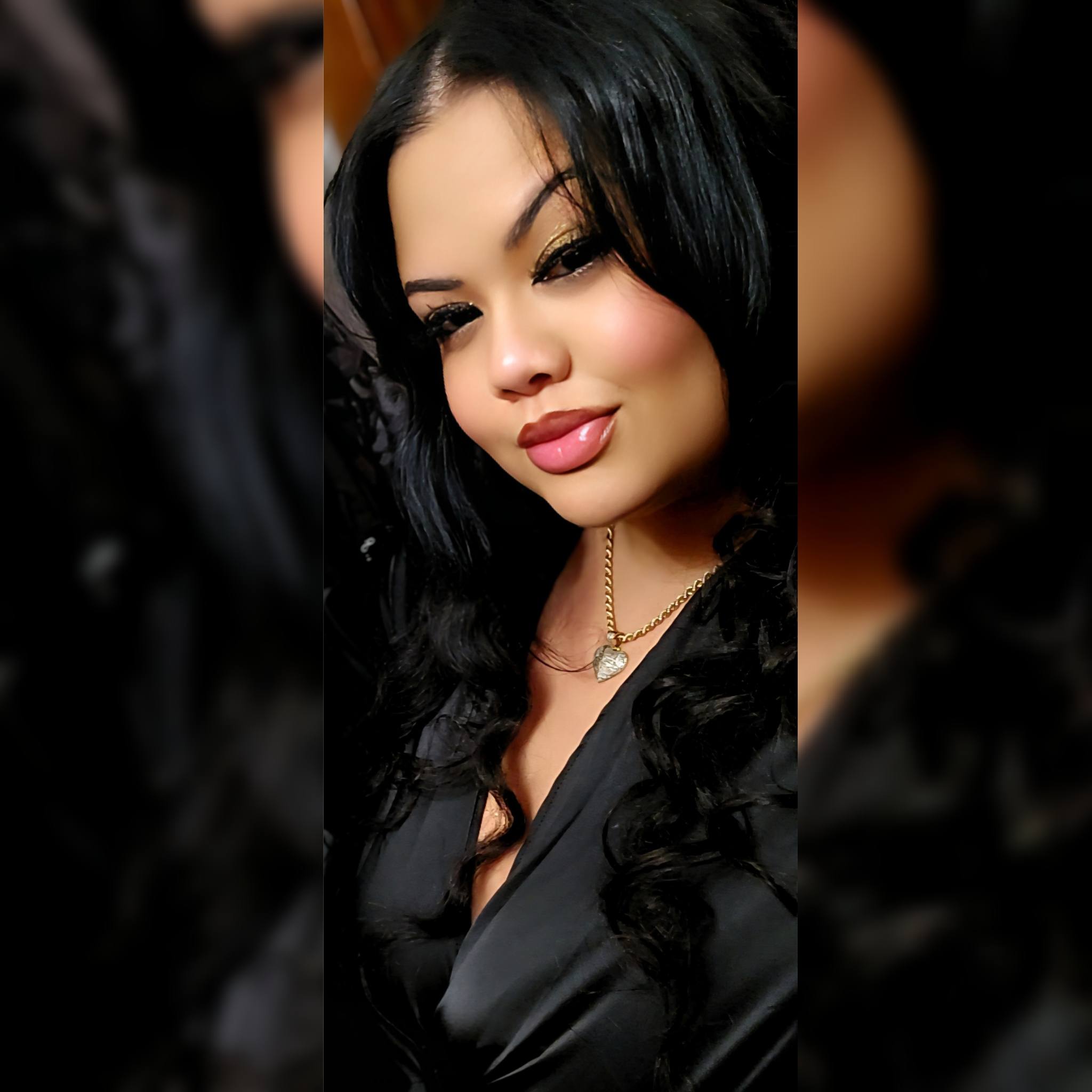 Angela Ray