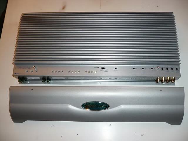 Soundstream Reference Class A 3.0 car audio amplifier from 1993