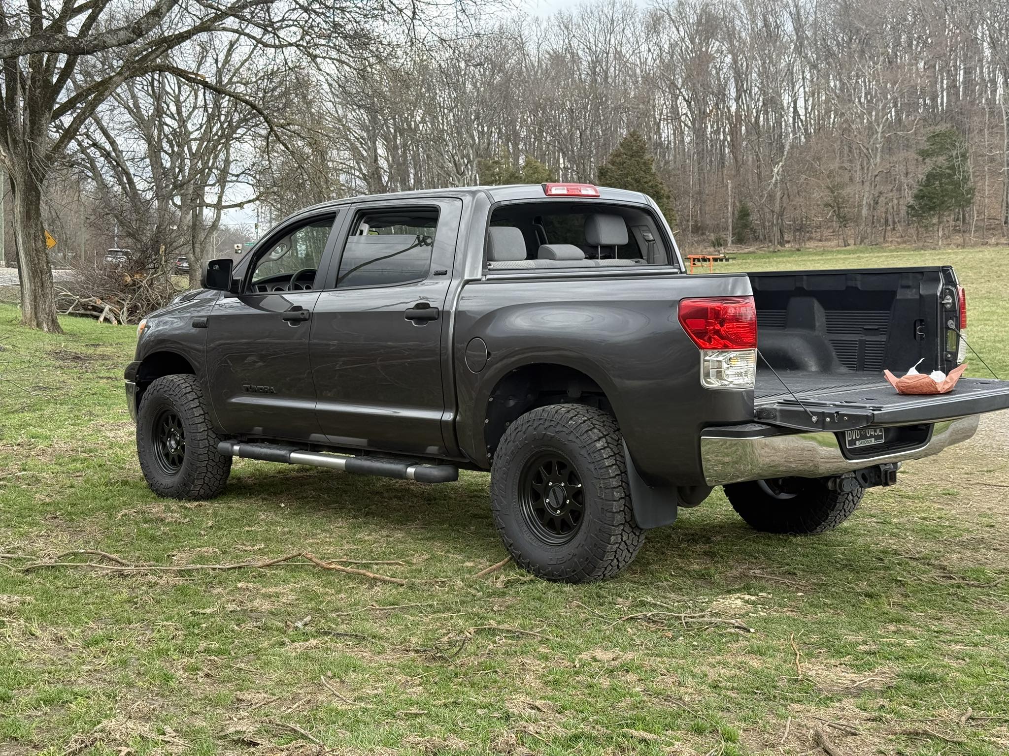 Looking for a set of 35x12.50x17 E rated tires