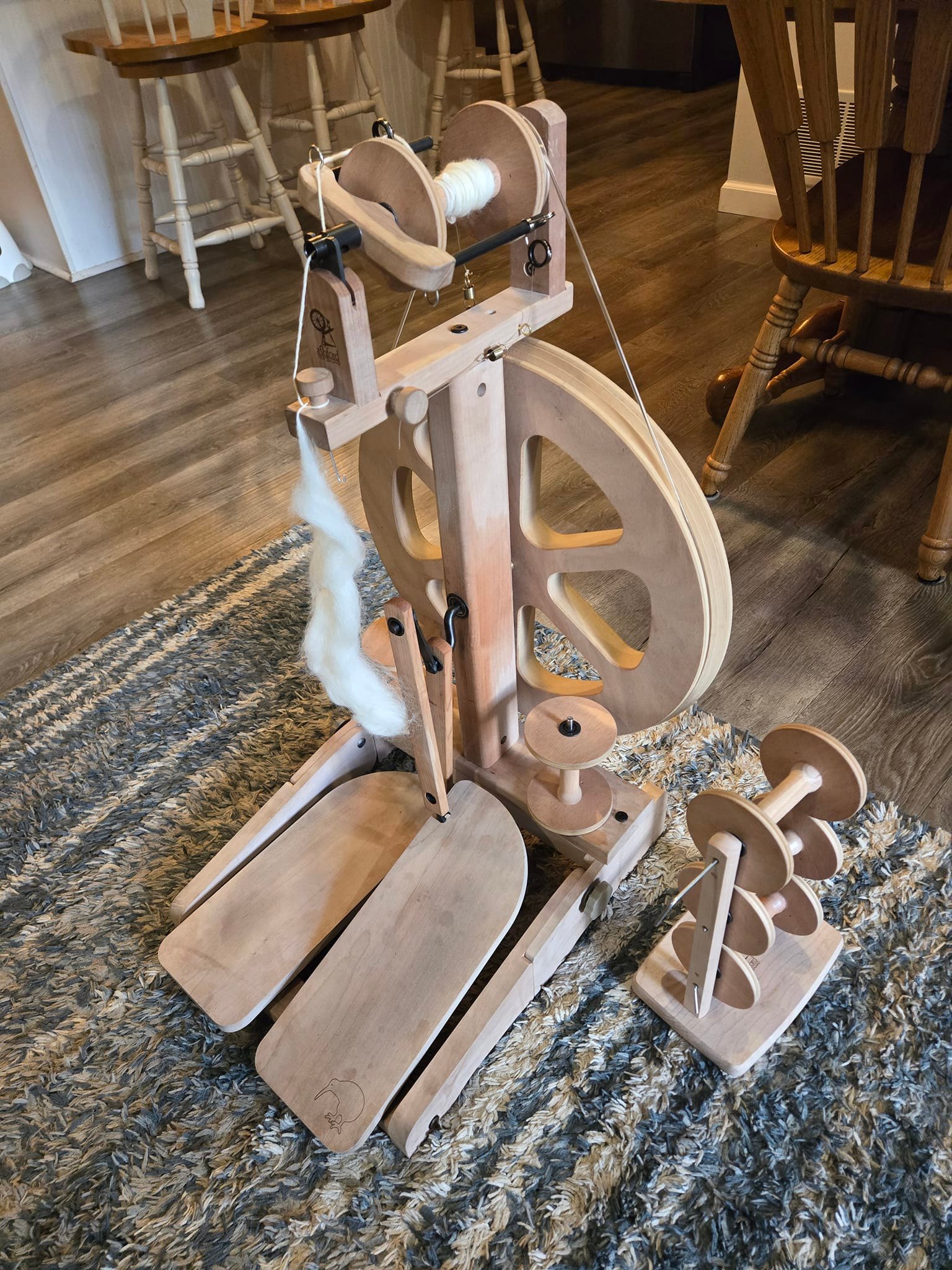 How to finish and maintain an Ashford Kiwi 3 spinning wheel?