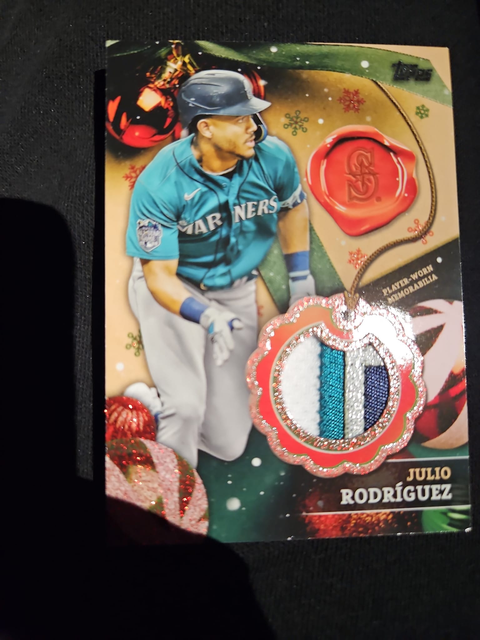 2022 Topps Holiday Pete Alonso Santa Hat Memorabilia Auto