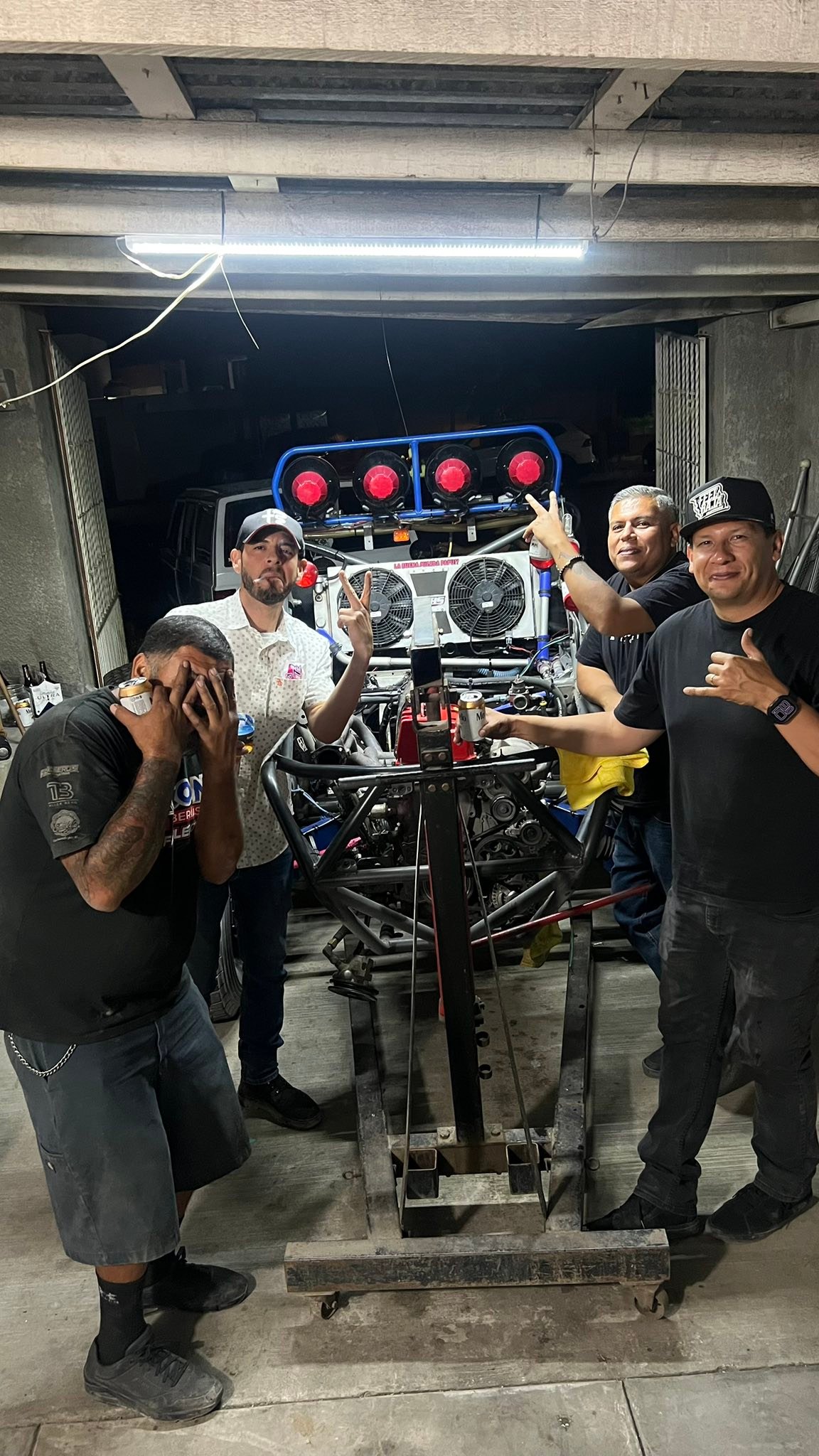 El Loco Racing Team 547 added a... - El Loco Racing Team 547