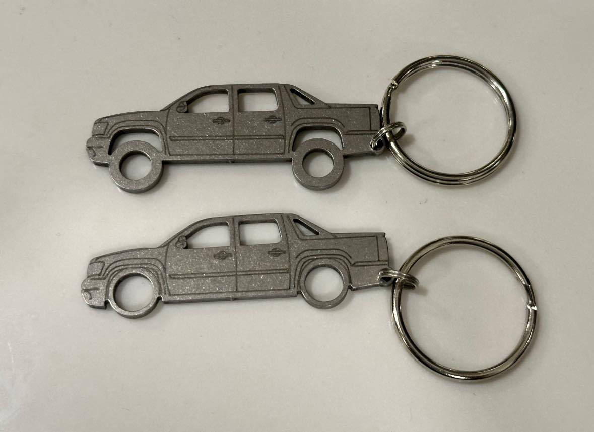 Au-Tomotive Gold Black Tear Drop Key Chain For Toyota Tundra – Metal, USA Made