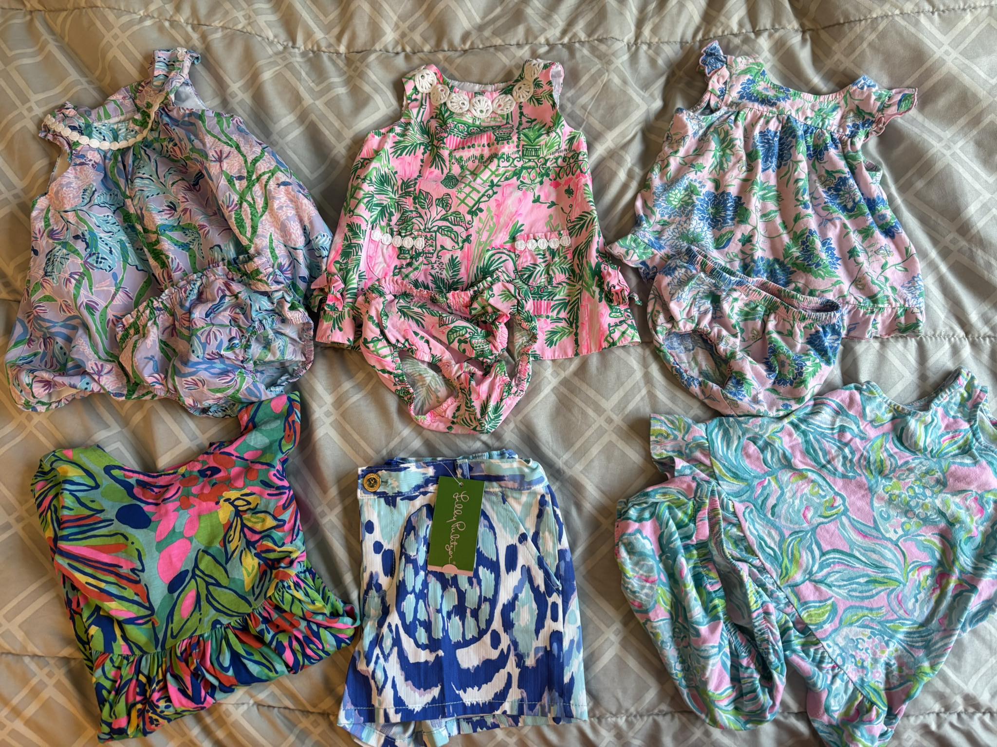Top Et Bloomers Sans Manches Pour Bébé Fille 24 Mois, Motif Fleuri, Neuf Avec étiquette