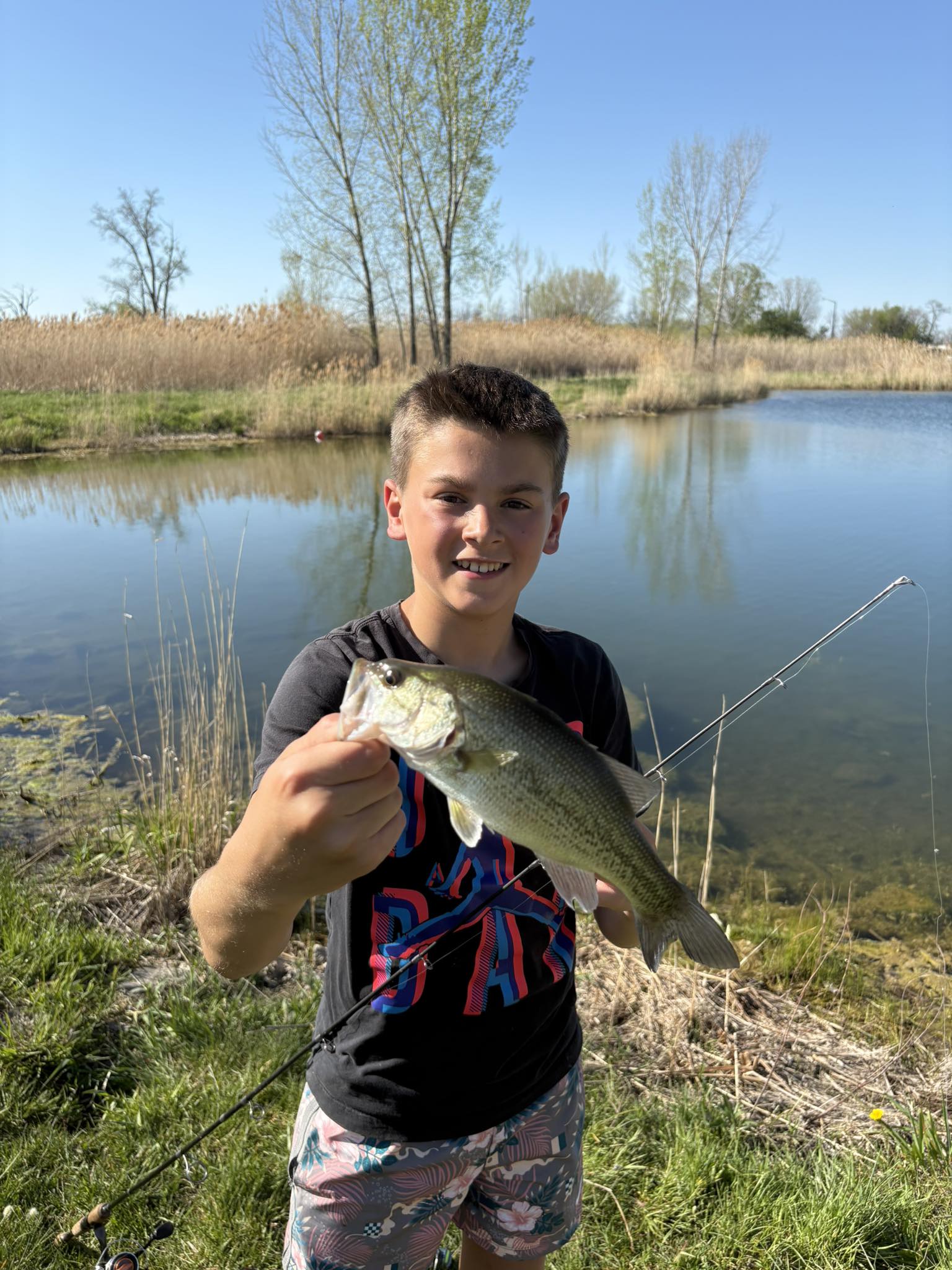 12 year old with fishing pole Lanaak Beginner Kids & Tackle Box - Kids Fishing Rod Pack of 2 What has my 12-year-old caught