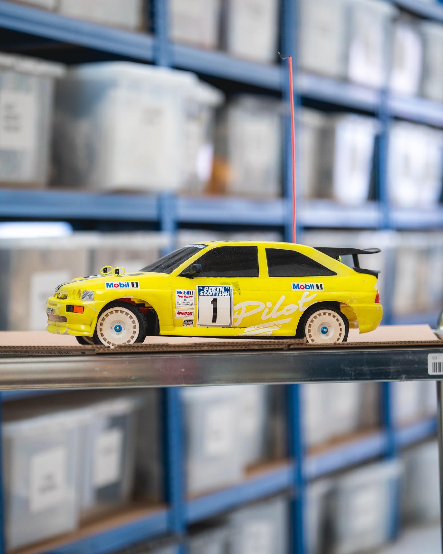 Ad - Vintage Tamiya 1/10 Michelin Pilot Ford Escort RS Cosworth