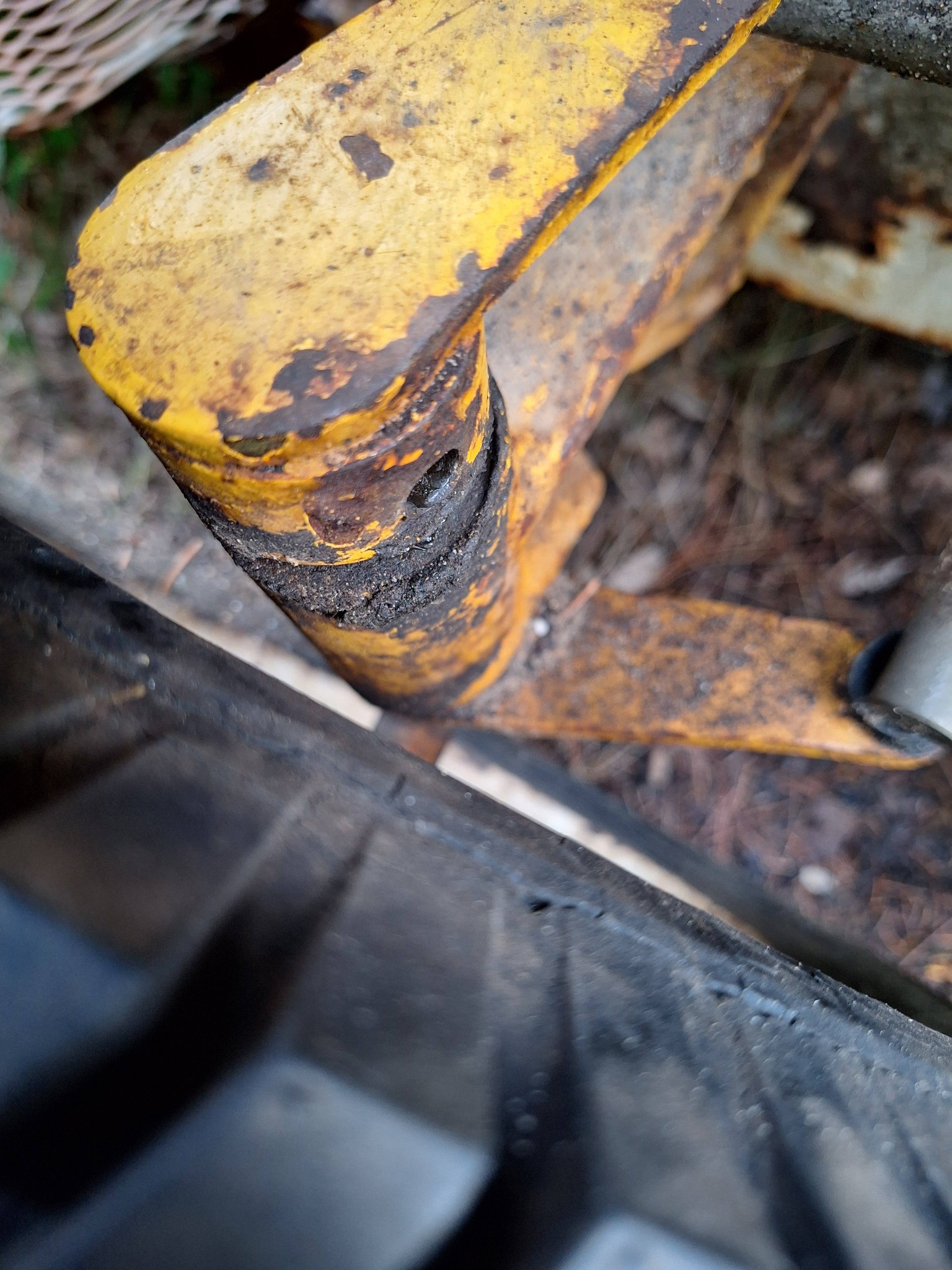 I have a 1971 Narrow Frame Cub Cadet 147 Hydrostatic drive. Had