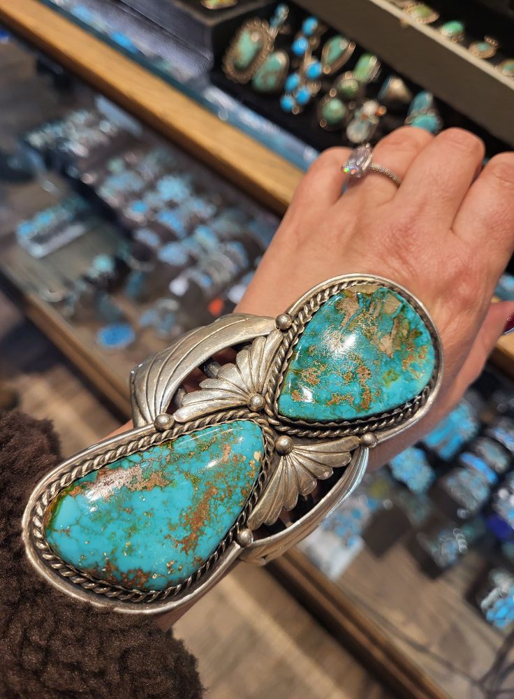 Is Navajo pink conch cuff by Leroy James worth $400?