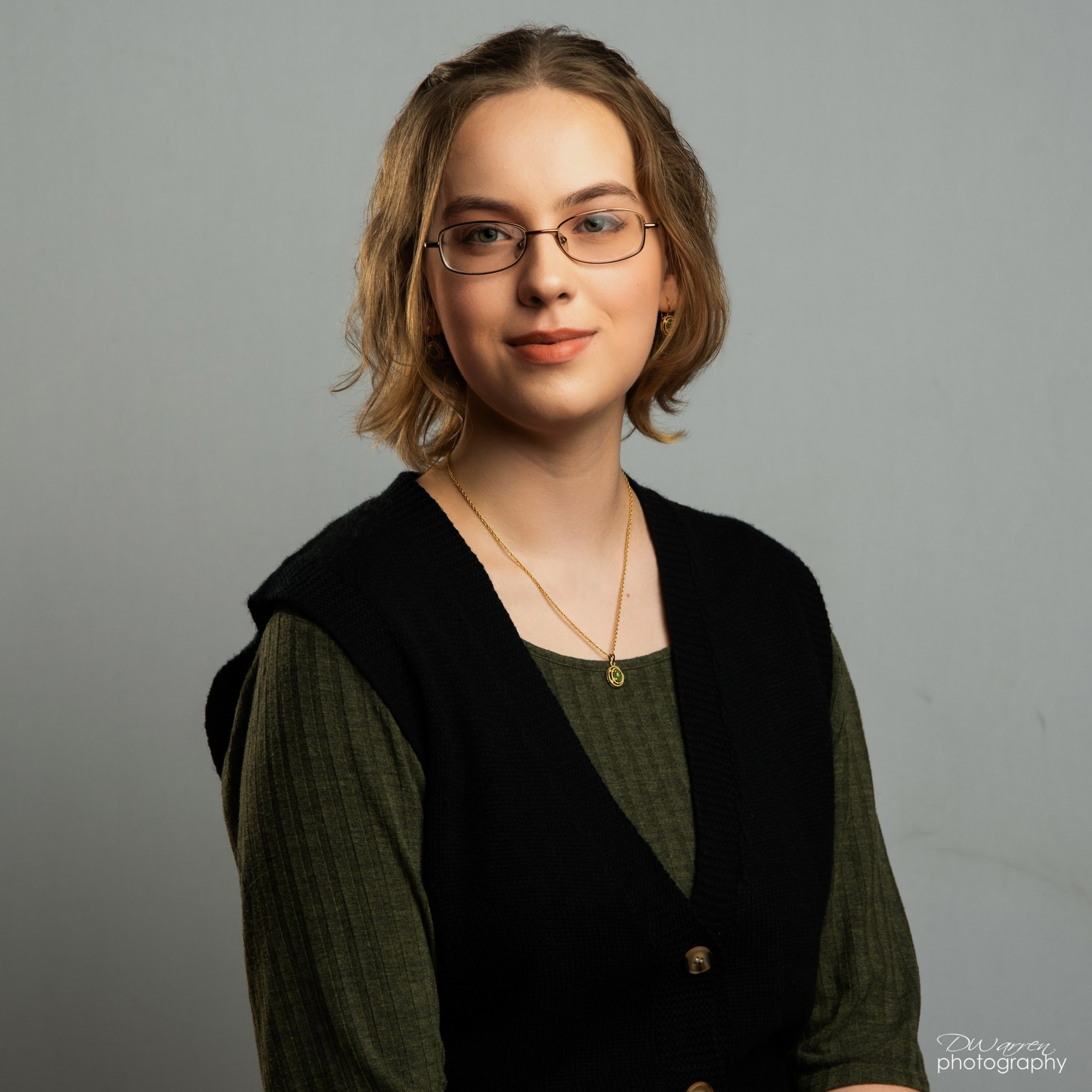 MEET THE CAST! There are a... - Springhouse Theatre Company | Facebook