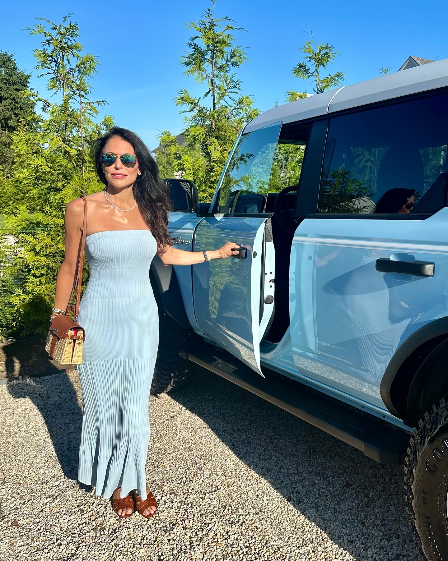 bethenny frankel blue dress When you buy a car to match your outfit… #nightout #bronco #blue #outfit #hamptons Fit:Petite Floral dress Nostalgic Black Sequin Fringe Dress
