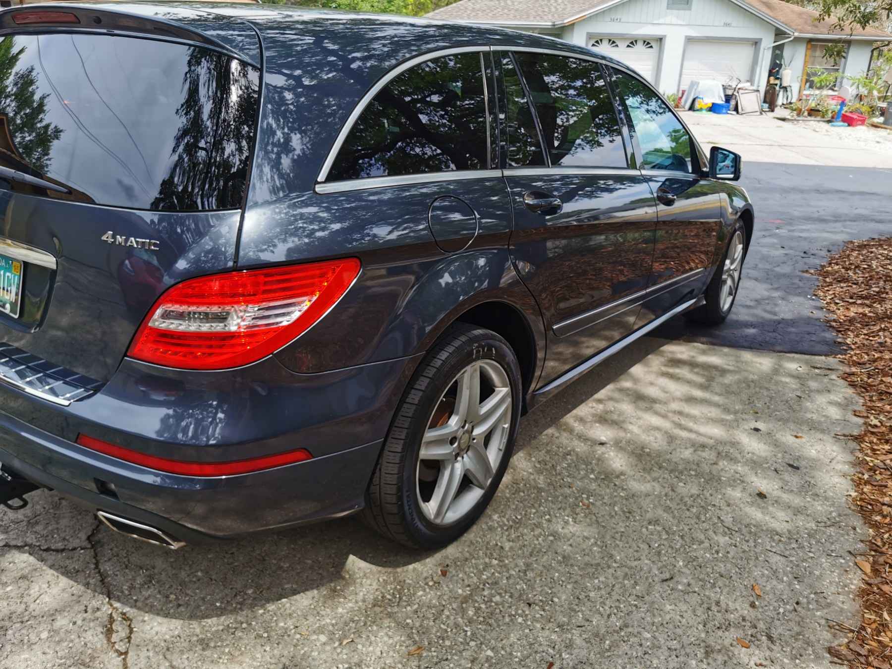 2011 Mercedes-Benz R-Class R 350 4MATIC Sport Wagon 4D - Cars & Trucks ...