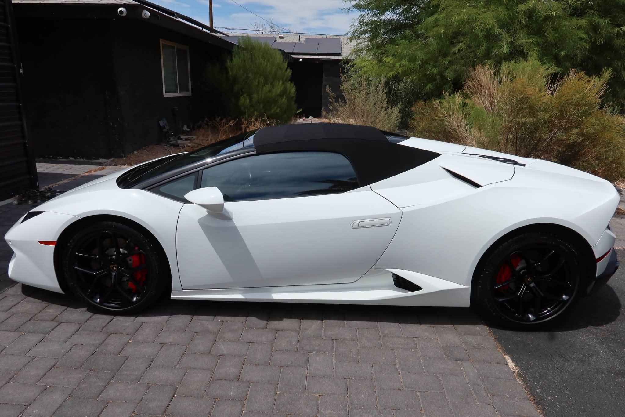 2017 Lamborghini LP-580-2 VIN: ZHWUC2ZF6HLA07695 Accident on