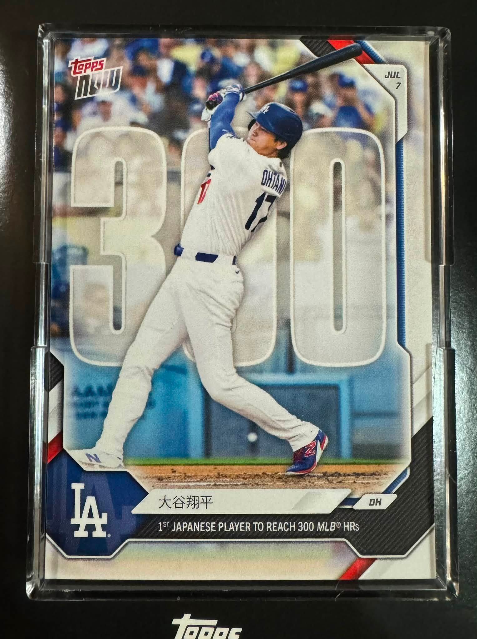 Got this Ohtani card in today. kanji SSP 300 Home Runs #428-SSP