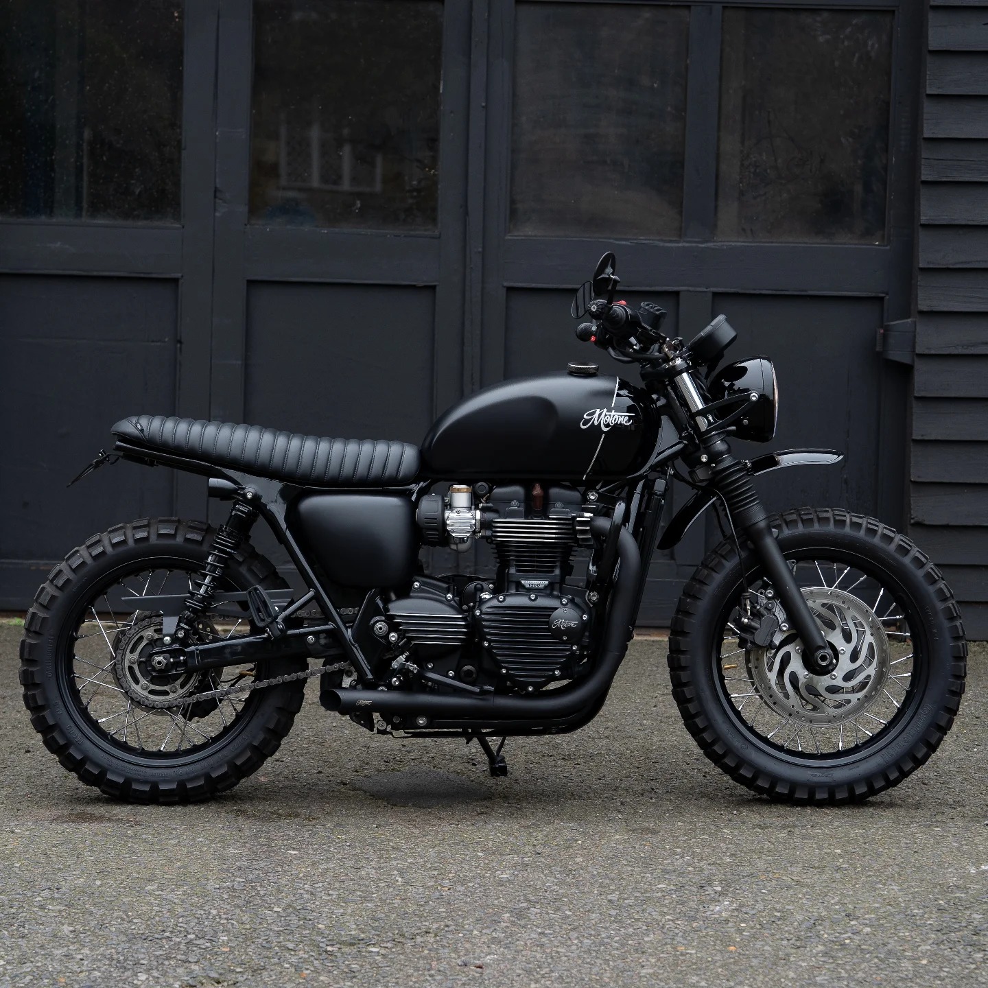 Motone(モートーン) シート VIPER リブ レアアース T100/T120 