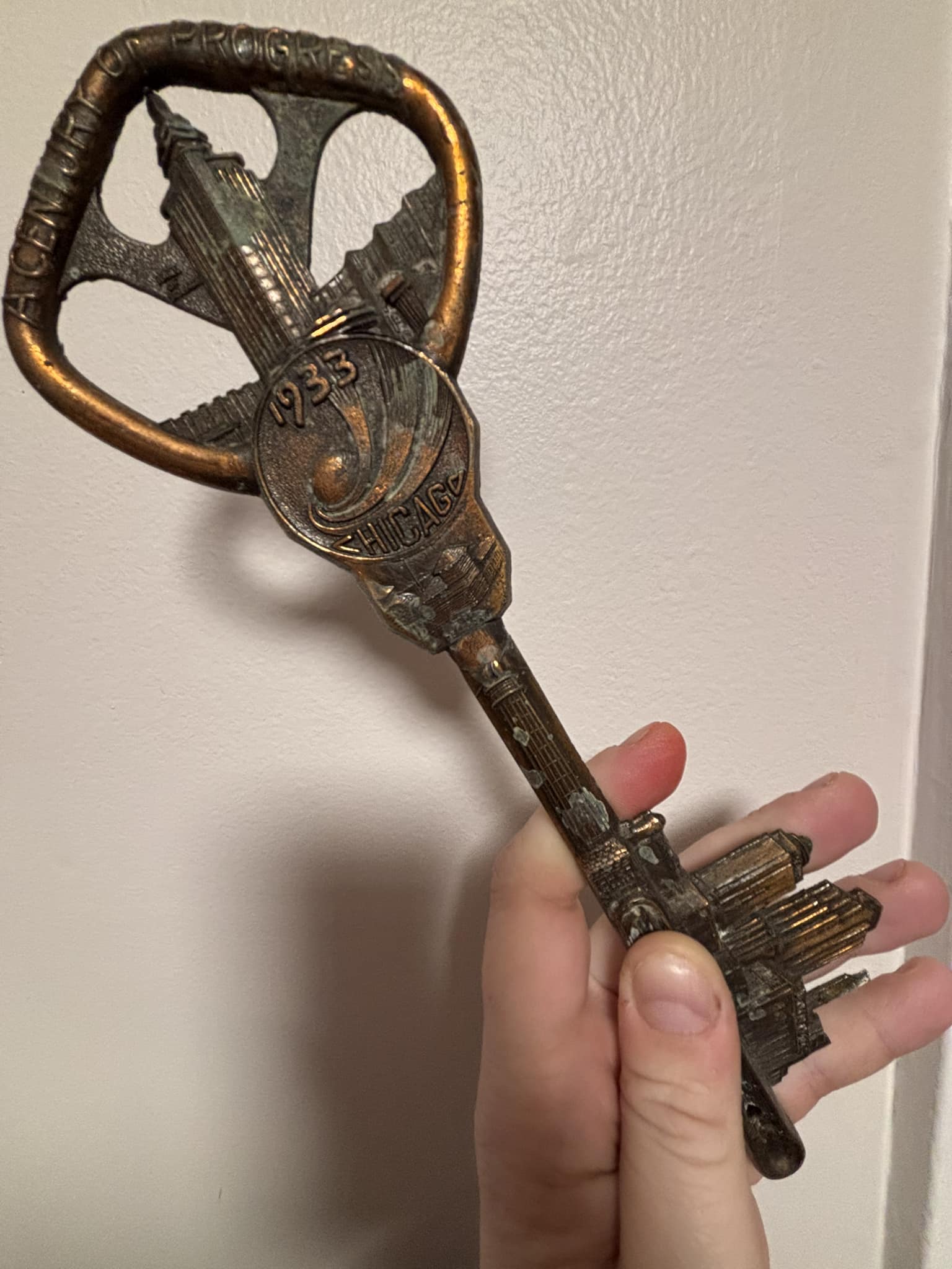 What is the 1933 Chicago Key 'A Century of Progress' souvenir?