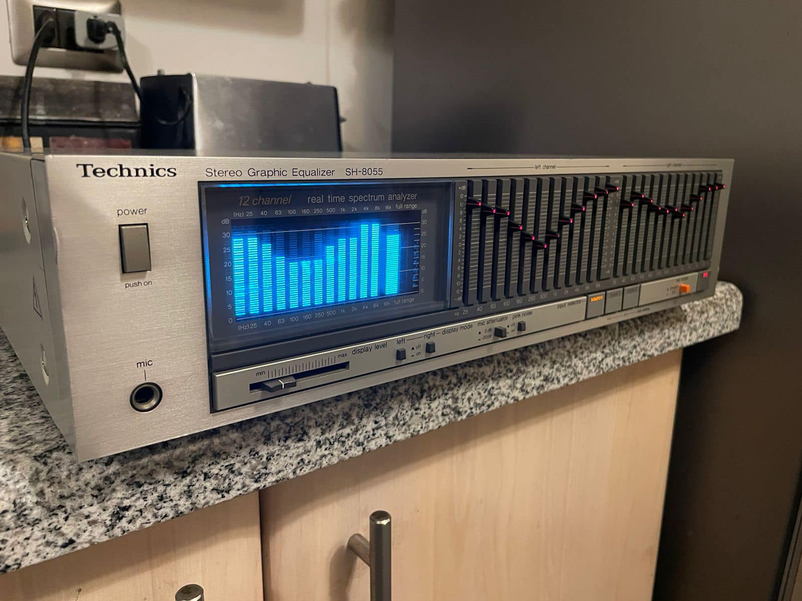 VENDIDO VENDIDO VENDIDO Ecualizador Technics SH-8055. Modelo tope