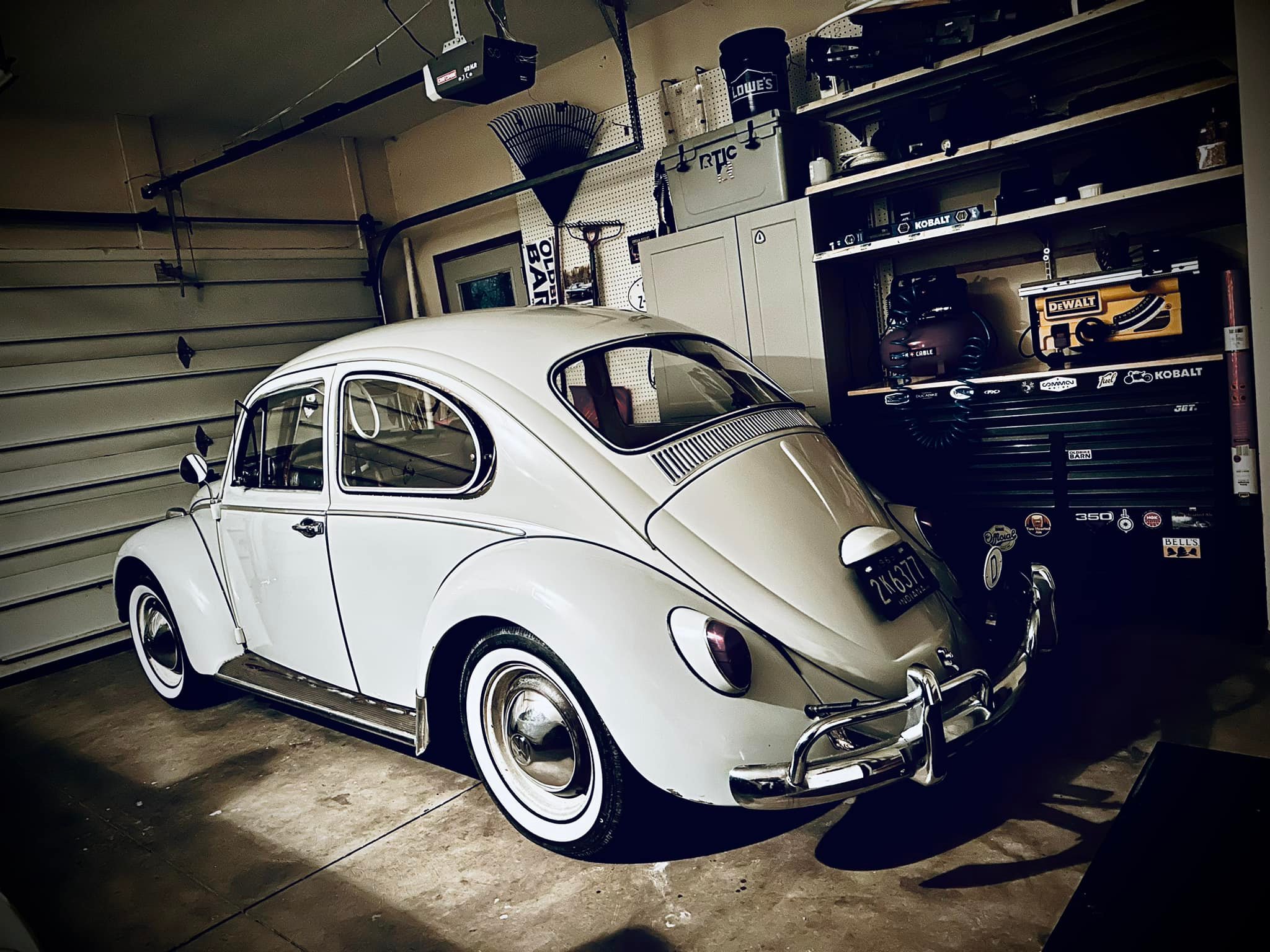 TninoFull-Drive2 Vintage Cream ！ New white wheels installed on vintage Volkswagen