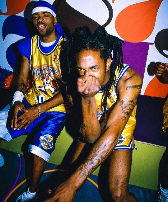 Method Man & Busta Rhymes (1997) Before the verses, they brought