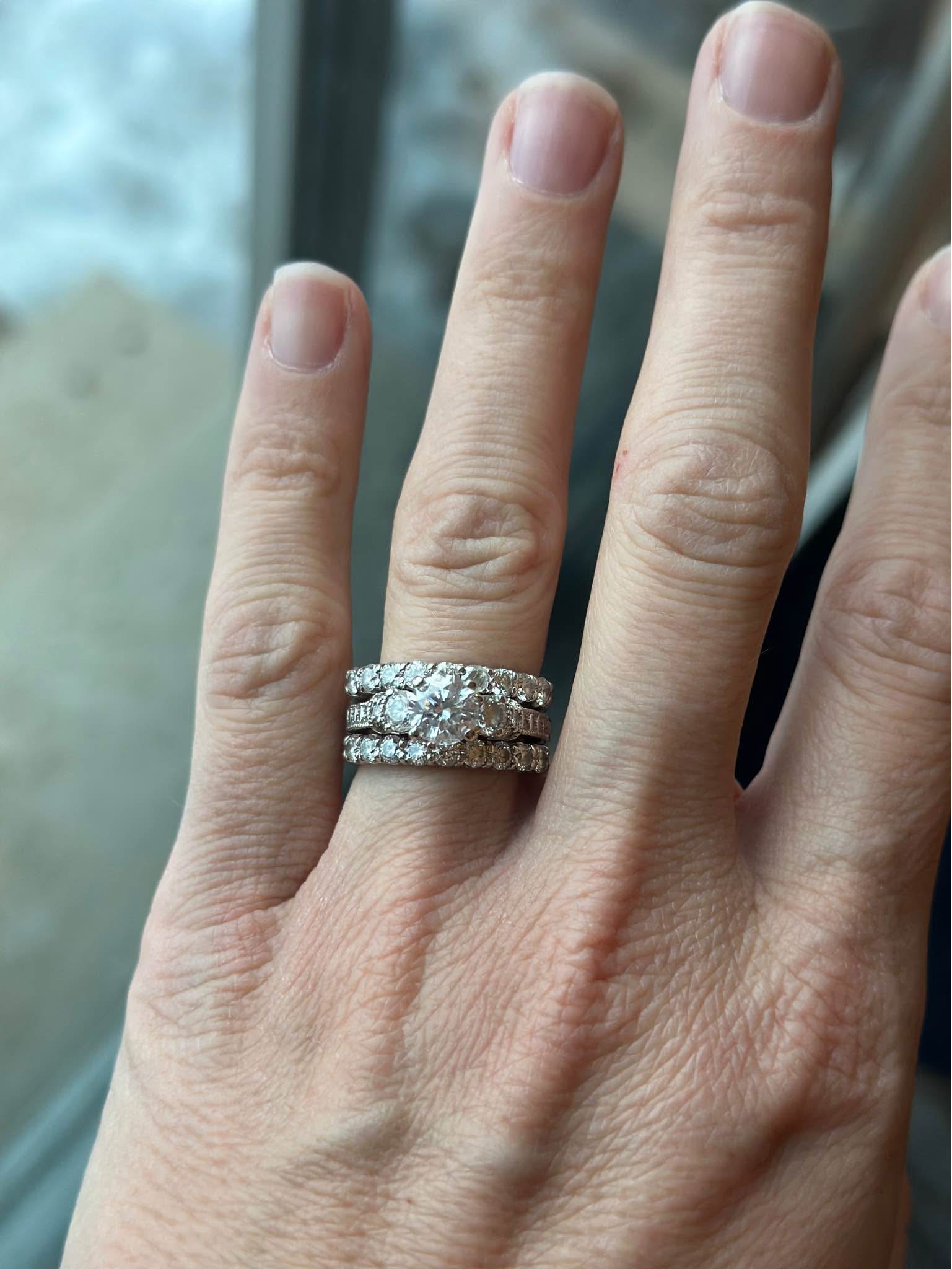 Real, not labatory grown diamonds.*** Elegant bridal set includes 