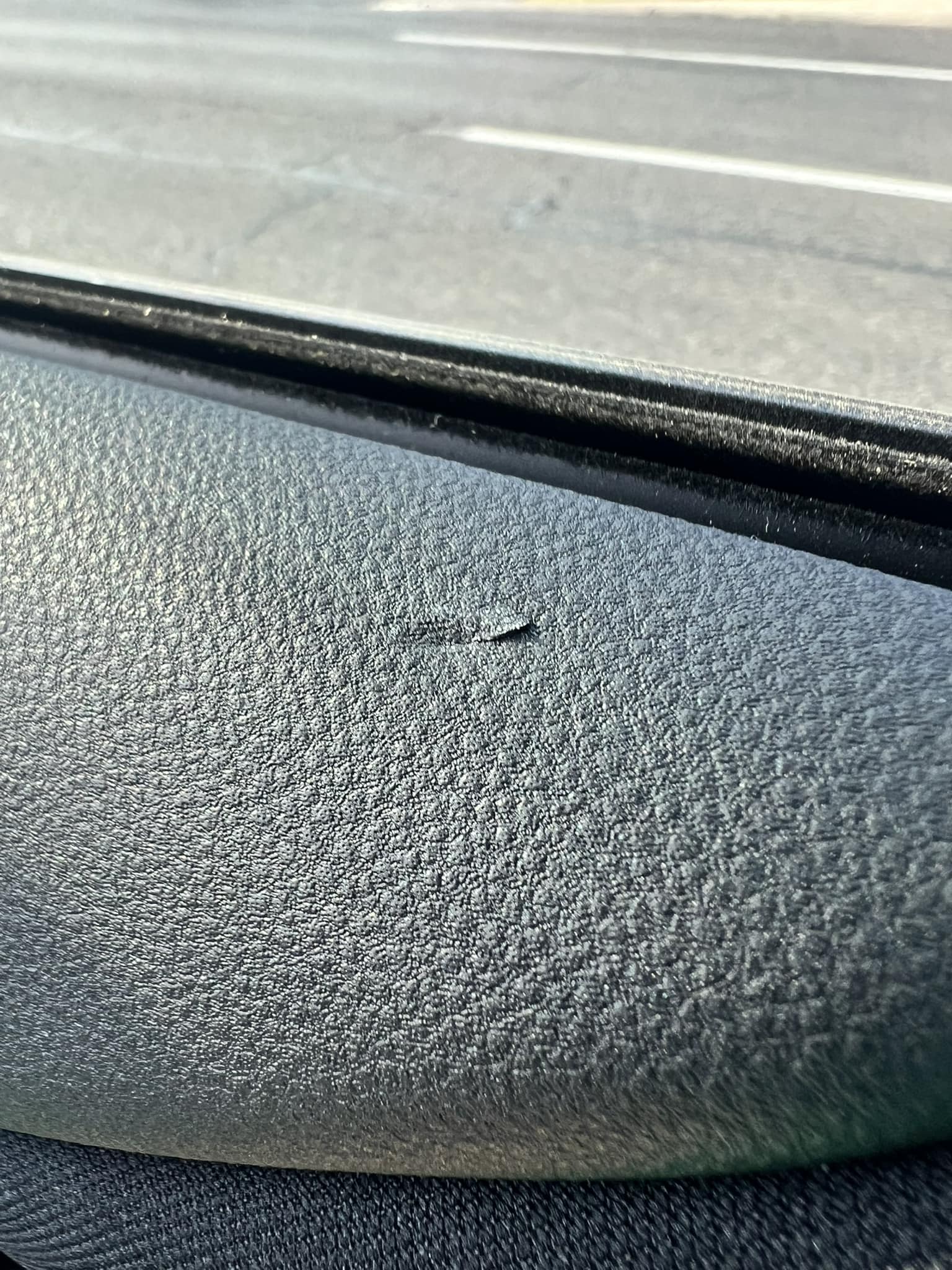 How to fix a damaged Subaru door panel?