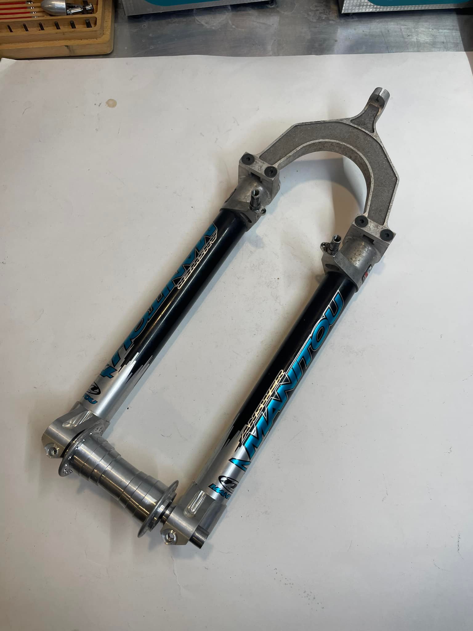 激レア MANITOU Doug Bradburyサスペンションフォーク Doug Bradbury