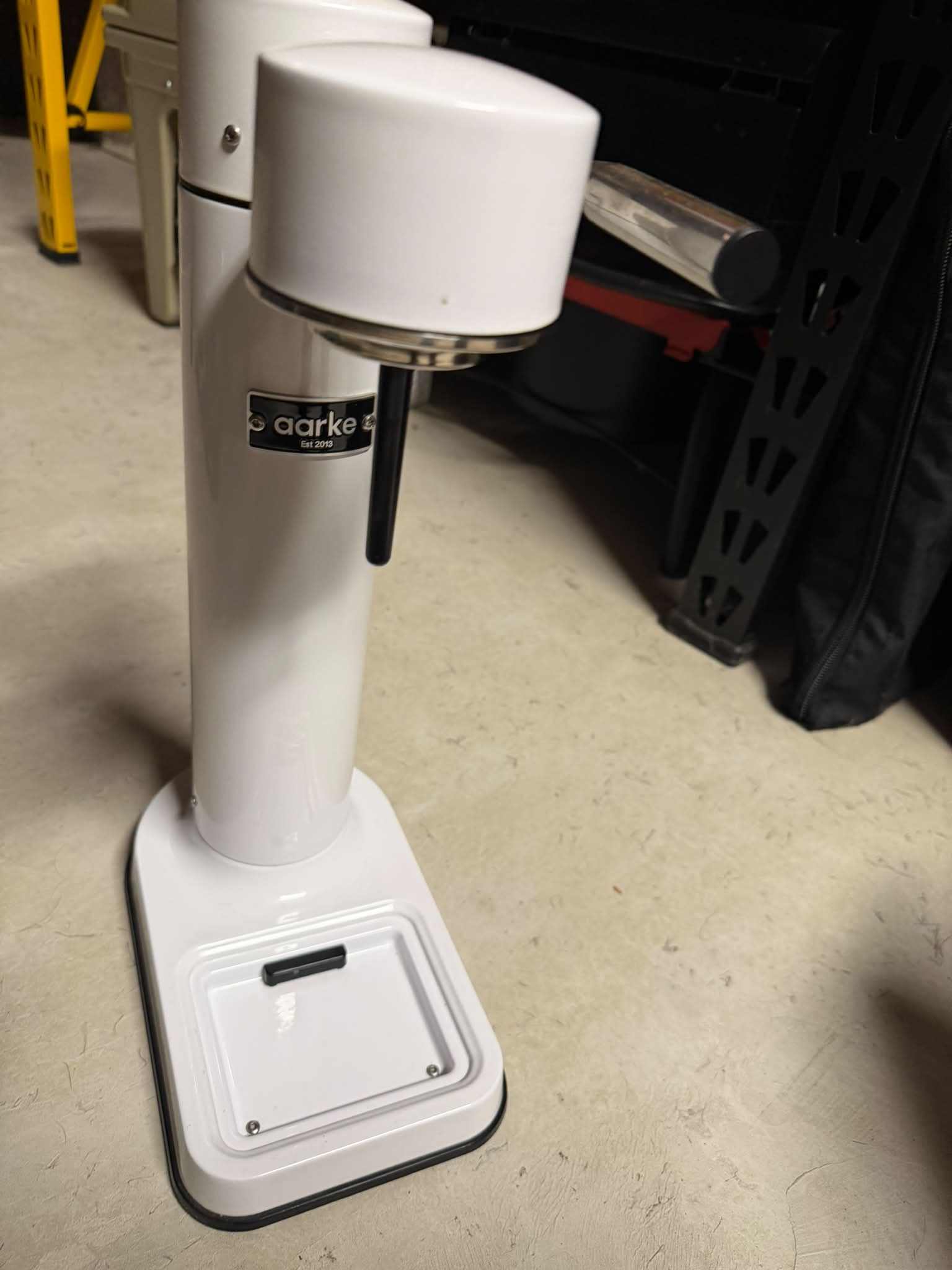 Free Aarke soda stream device for use with SodaStream canisters