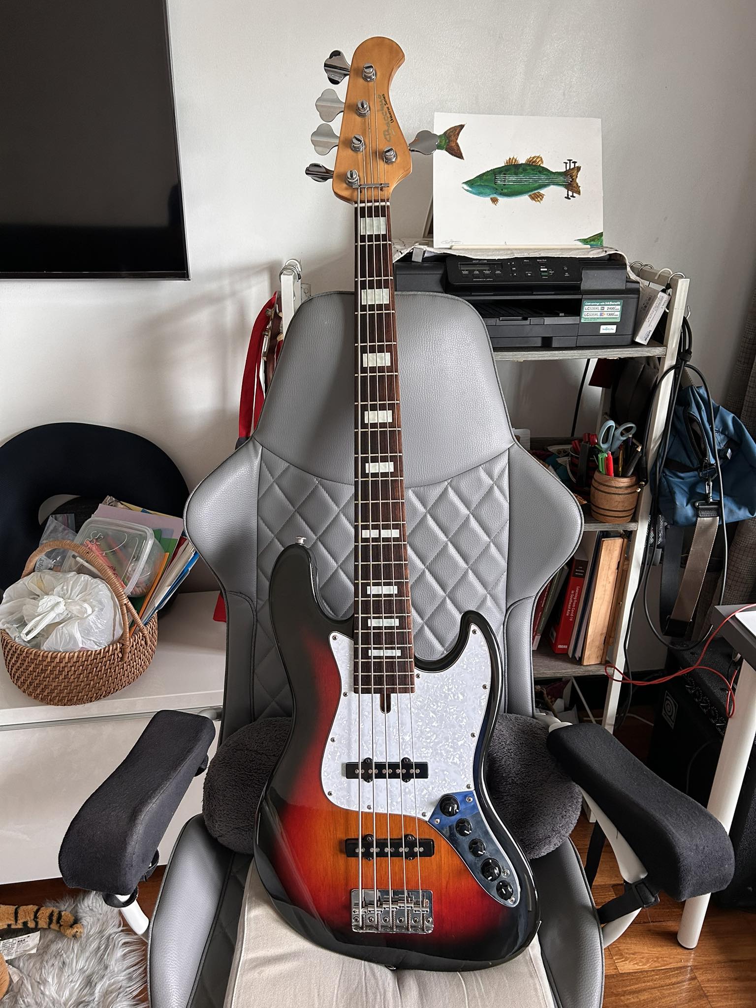 Bacchus Universe Series Jazz V bass guitar review