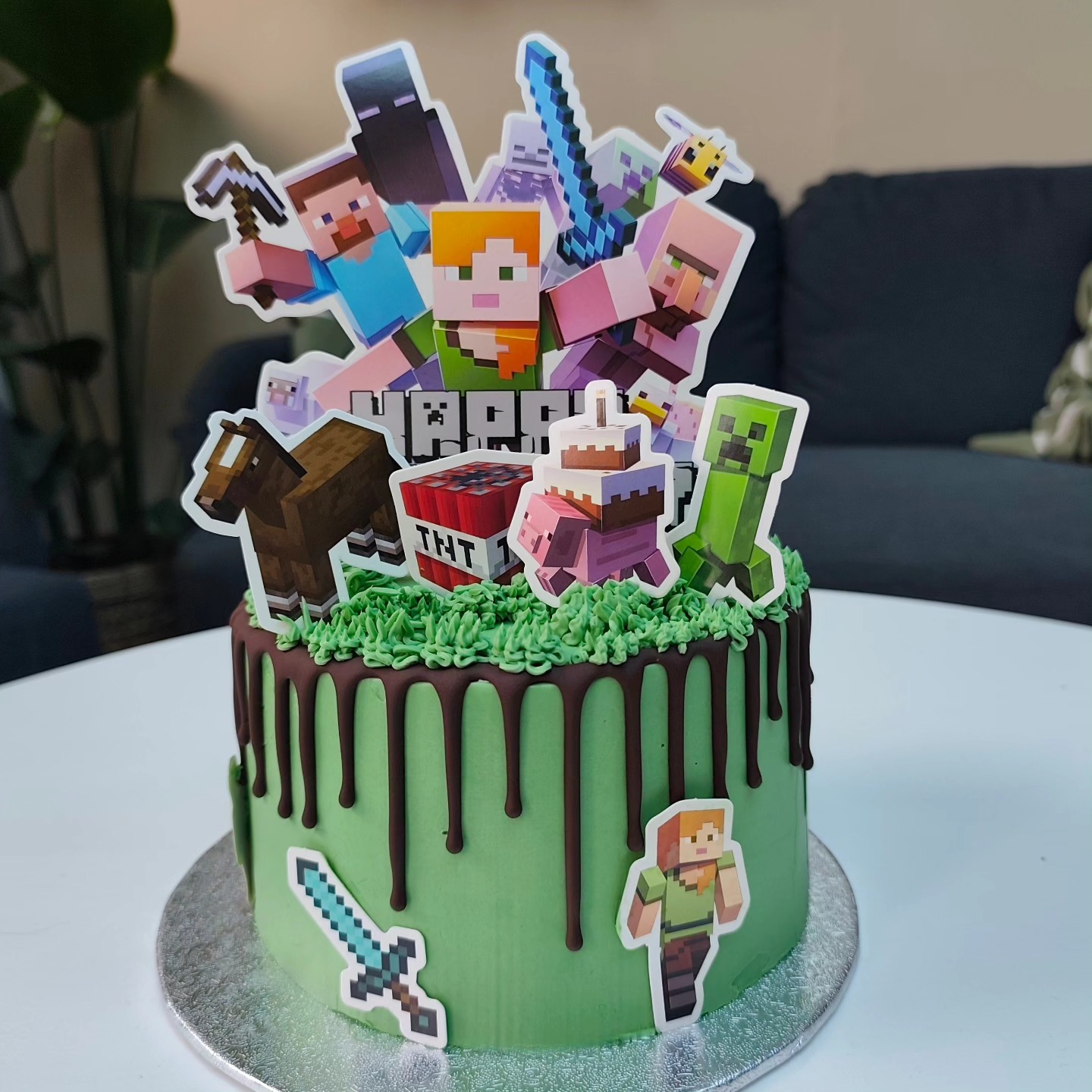 Frisandyses - ⛏️ Creeper aw man ! ⛏️ Regardez ce layer cake Minecraft ...