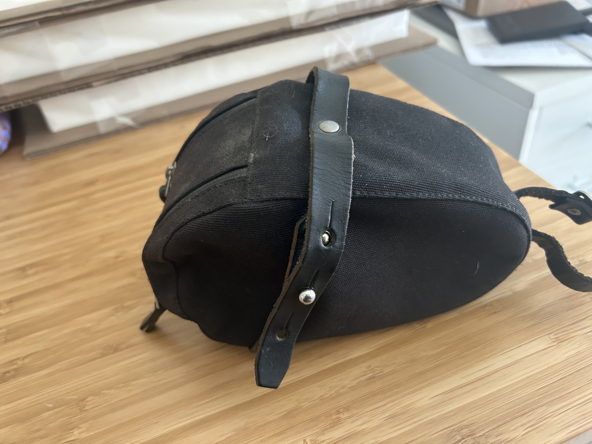 For Sale: Brooks Isle Of Wight Saddle Bag