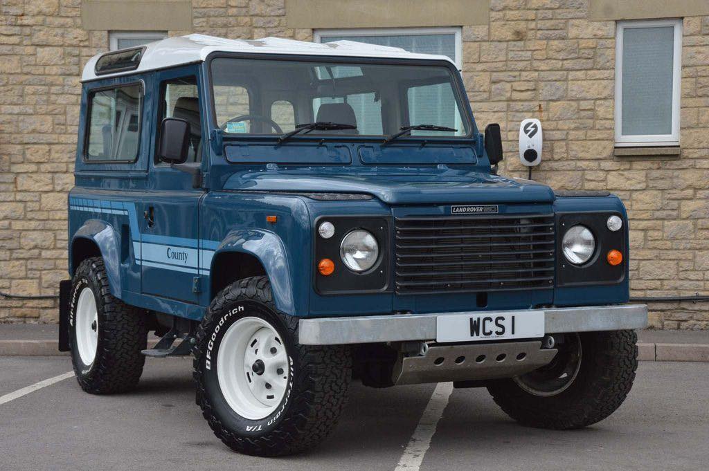 Car In Life 英國二手靚盤電油defender 無死期land Rover Defender Facebook