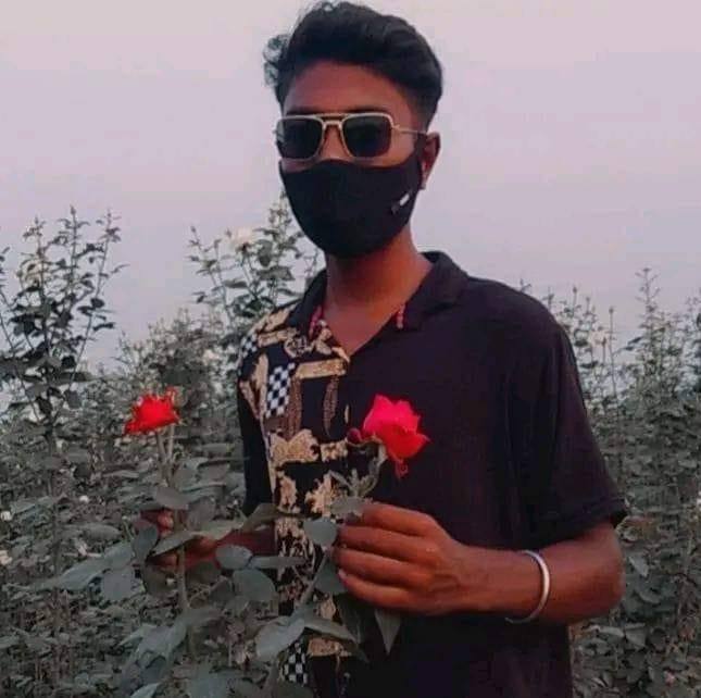 M M Riaz