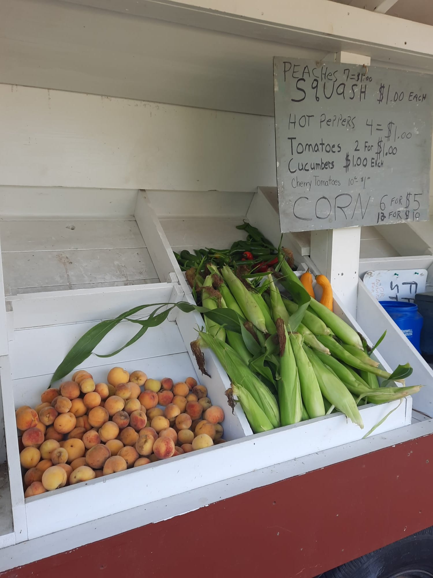 Lil Russells Farm Stand