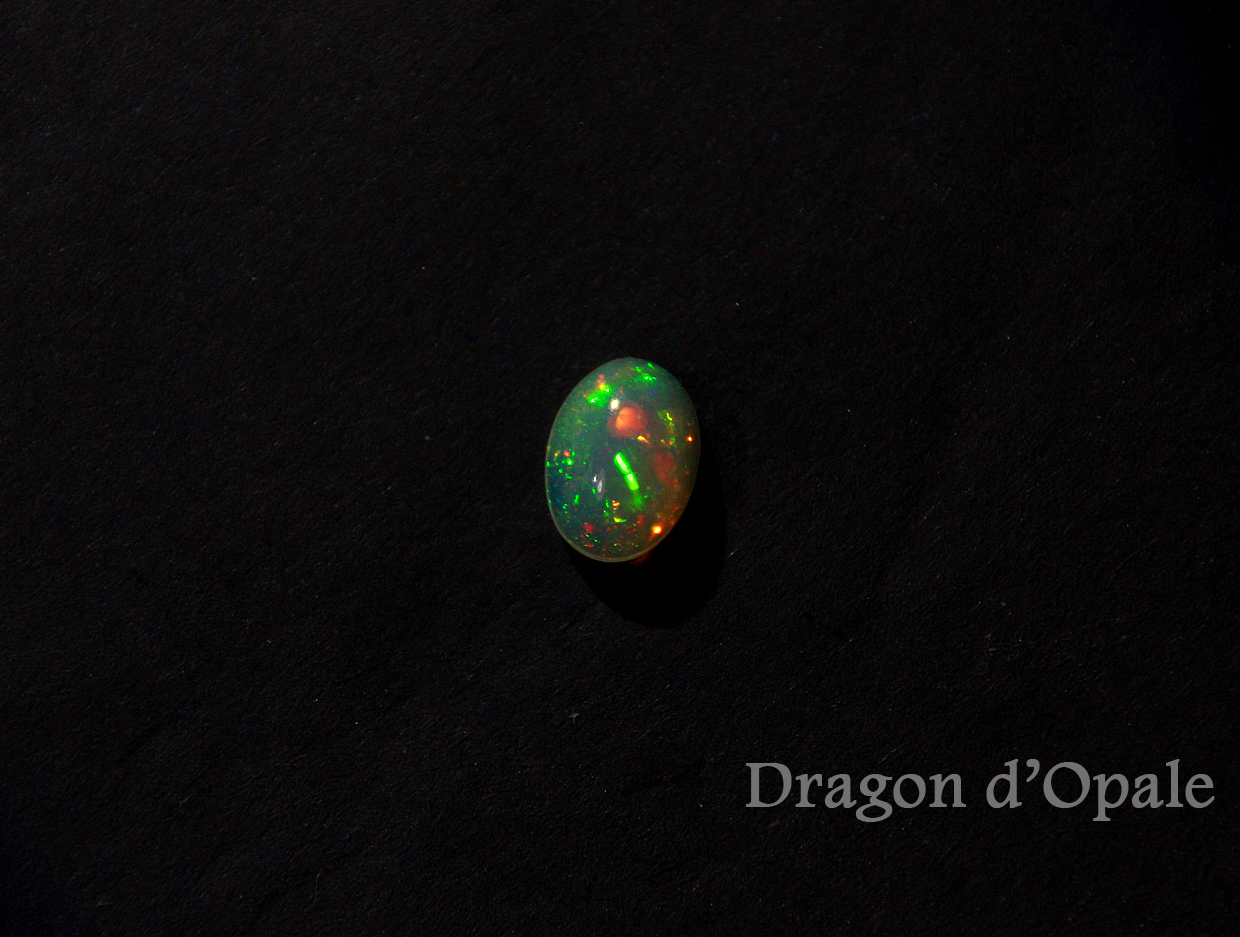 Opale D'Éthiopie Wello Taillée - 2.05 Carats - Multicolore - Cabochon - Cadeau Noël