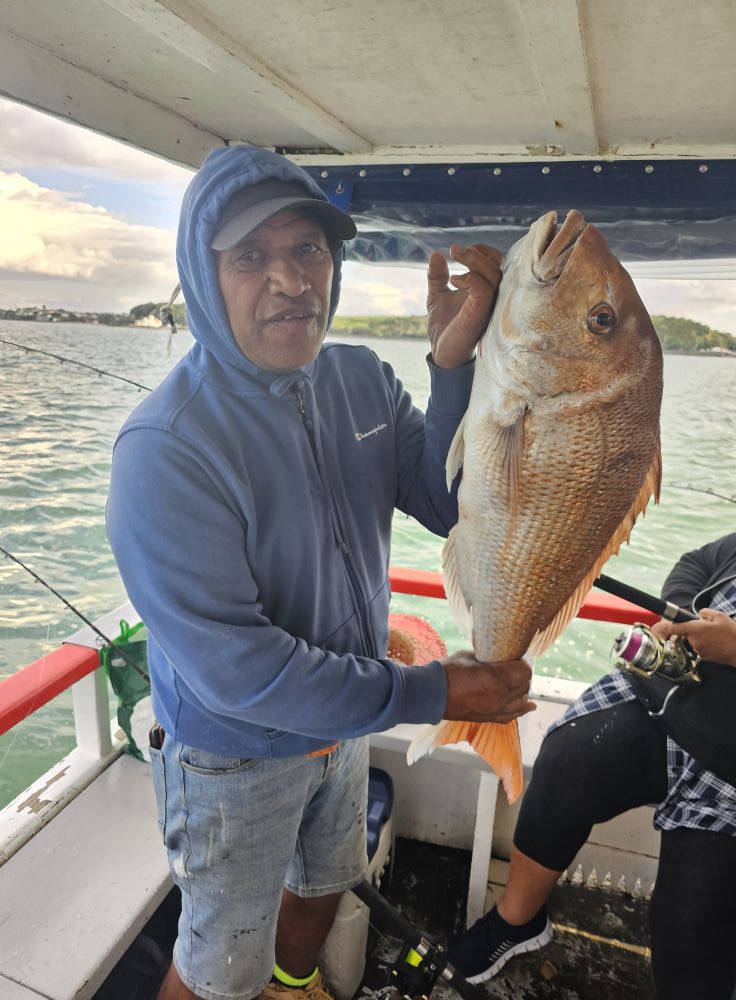 Lucky seats... - Snapper Fishing Charters on-board 