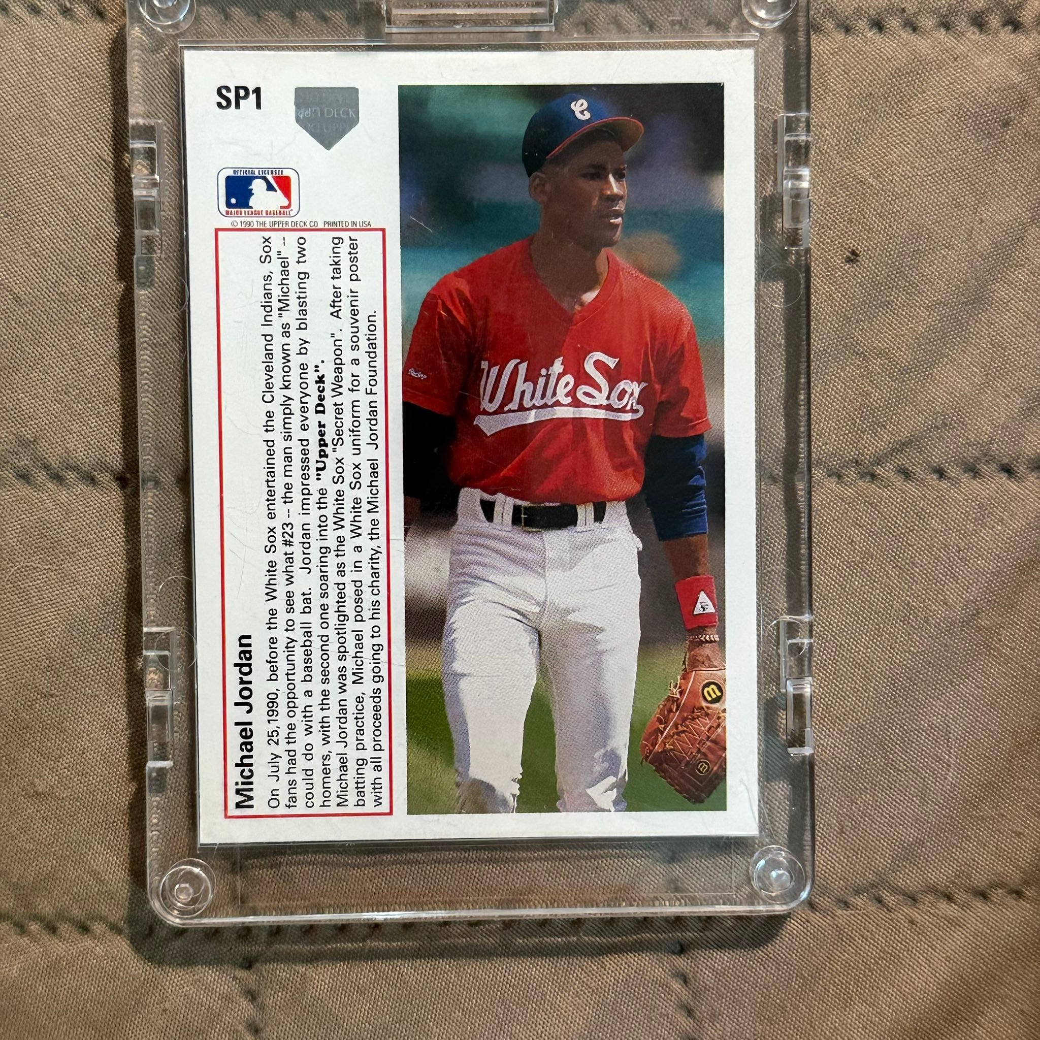 mlb sports graded card protection Gersoniel 48 Pack Case Holder Card Slab Acrylic Baseball Cards Protectors Hard Sleeves with Label Position for Grading Baseball Football Gaming Trading Display Game Collector : Toys & and protectivethe Melon Graded Guard keeps your PSA slabs safe with premium clarity and color Slab Guard Fits PSA Slab,